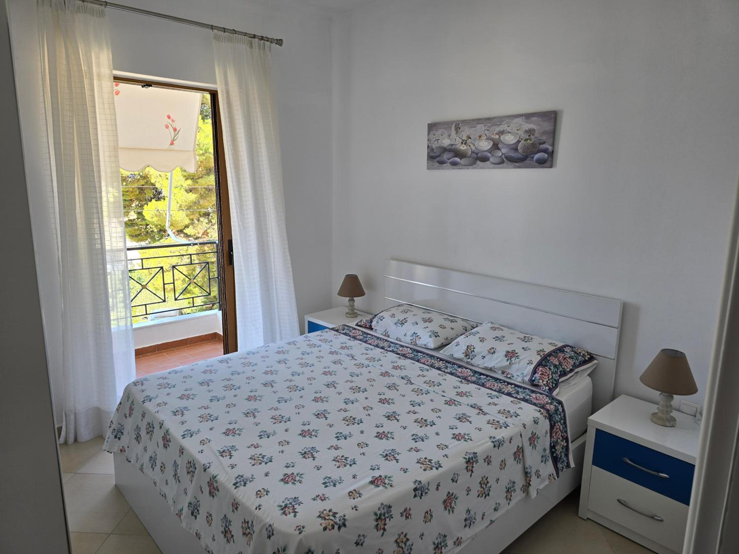 Lovely 1-bedroom rental unit with free parking on premises