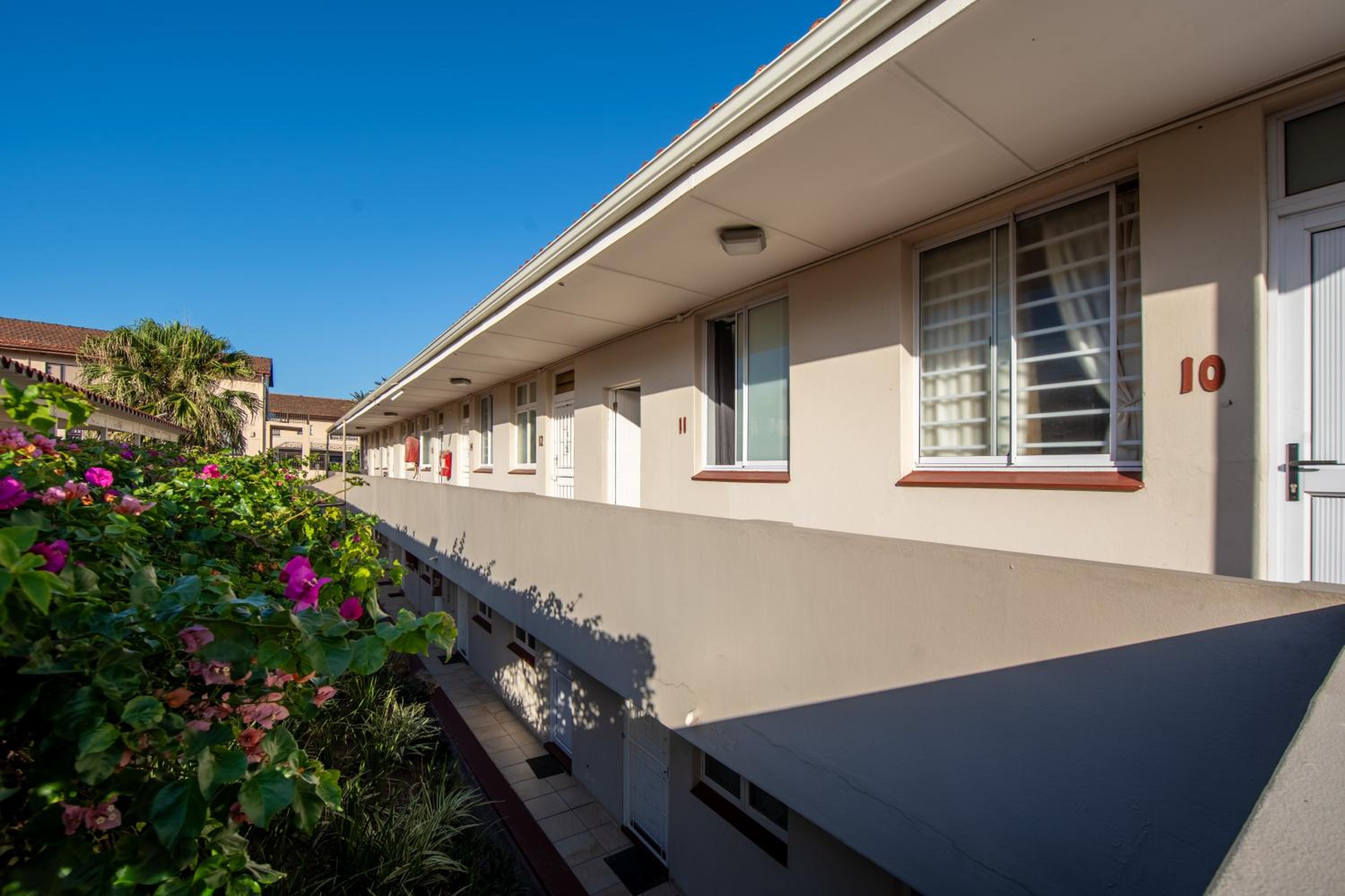 Driftsands Uvongo Beachfront