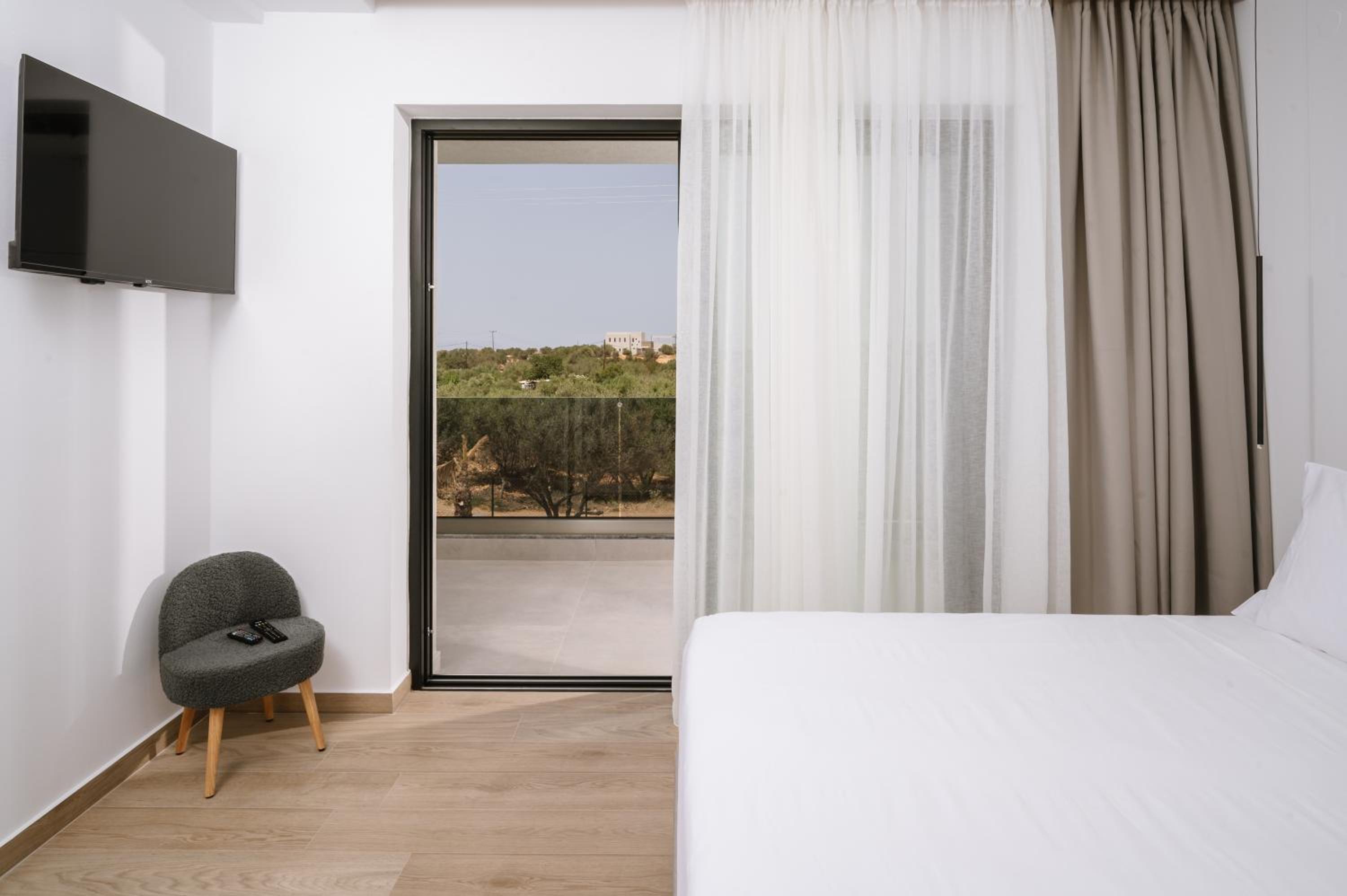 Aetheria & Aura Suites by Temma Villas