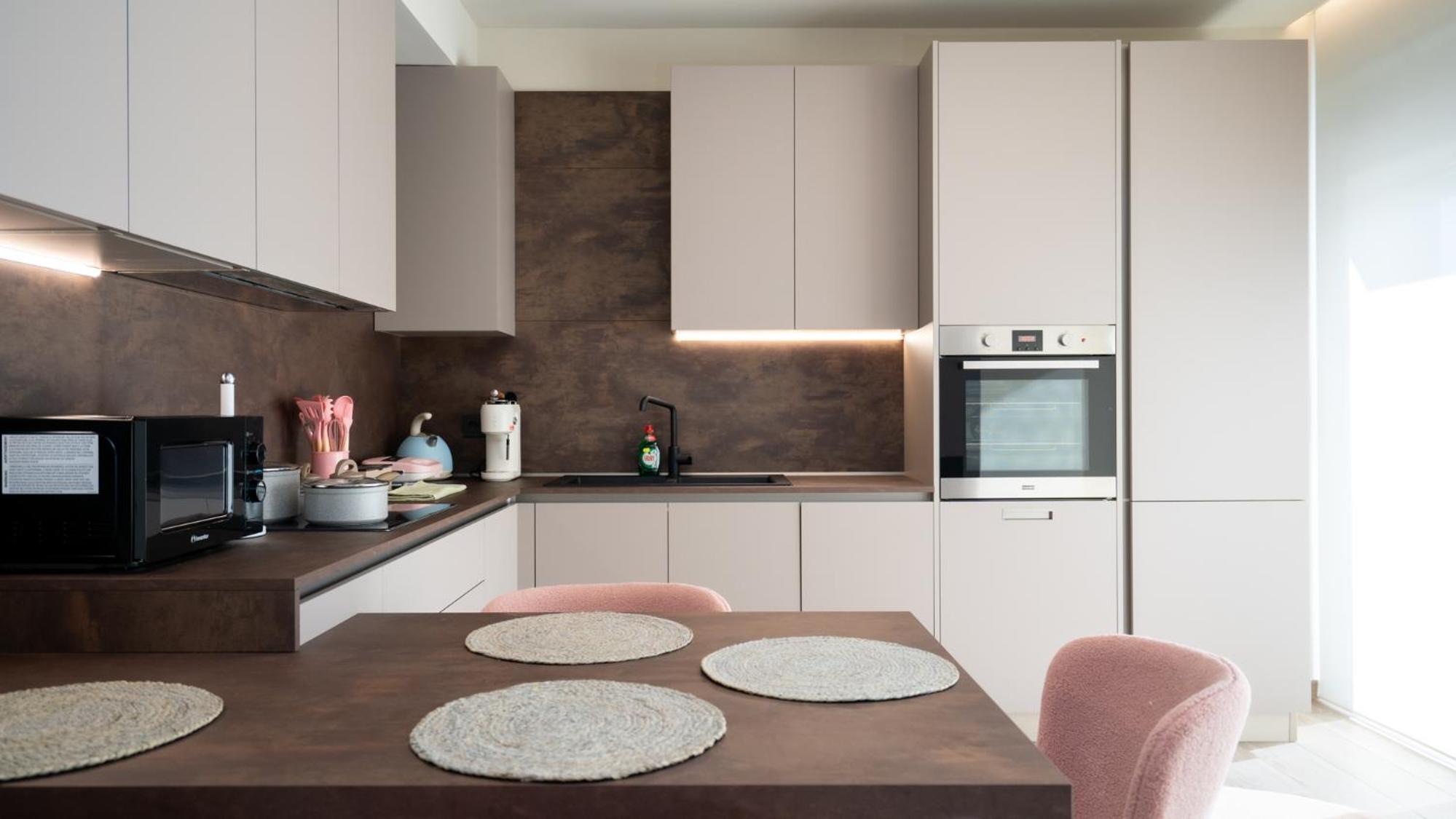 Meteora Smart Suites