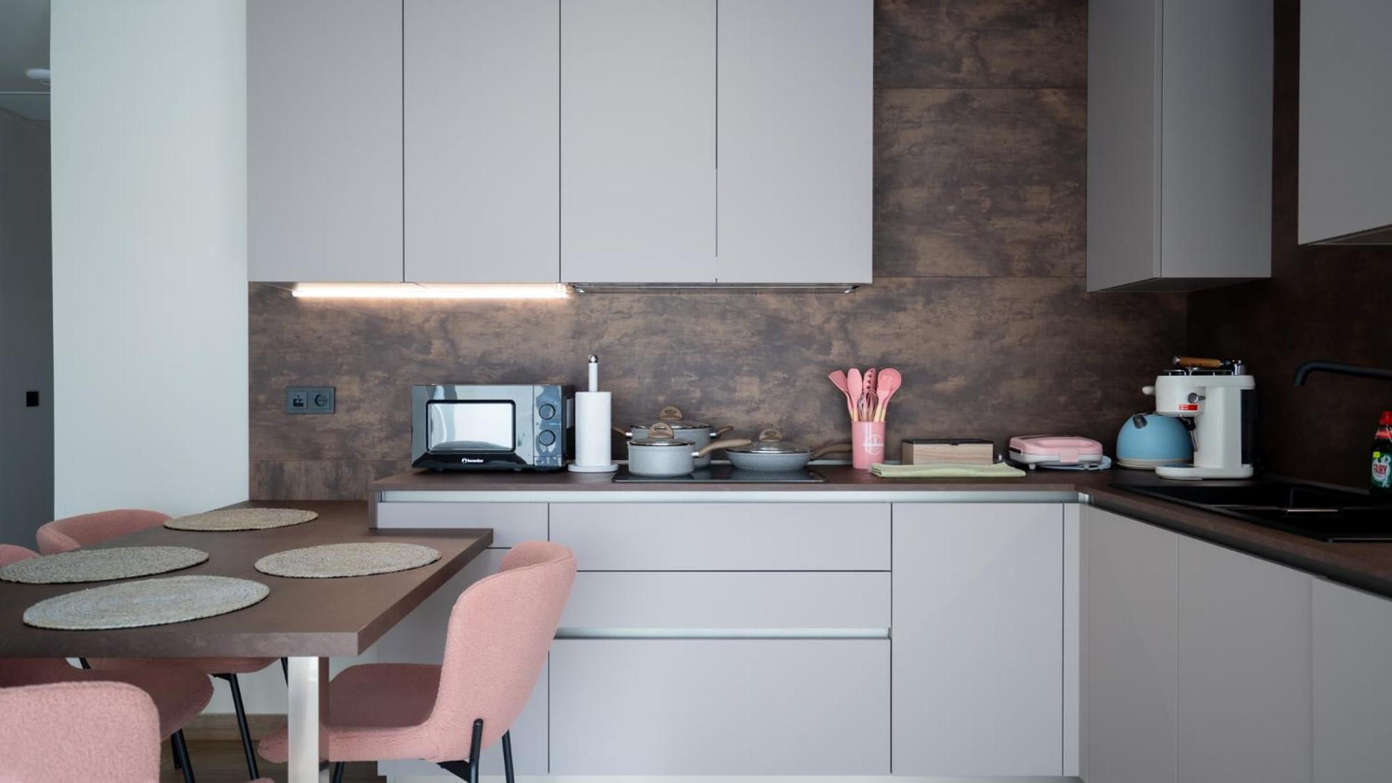 Meteora Smart Suites