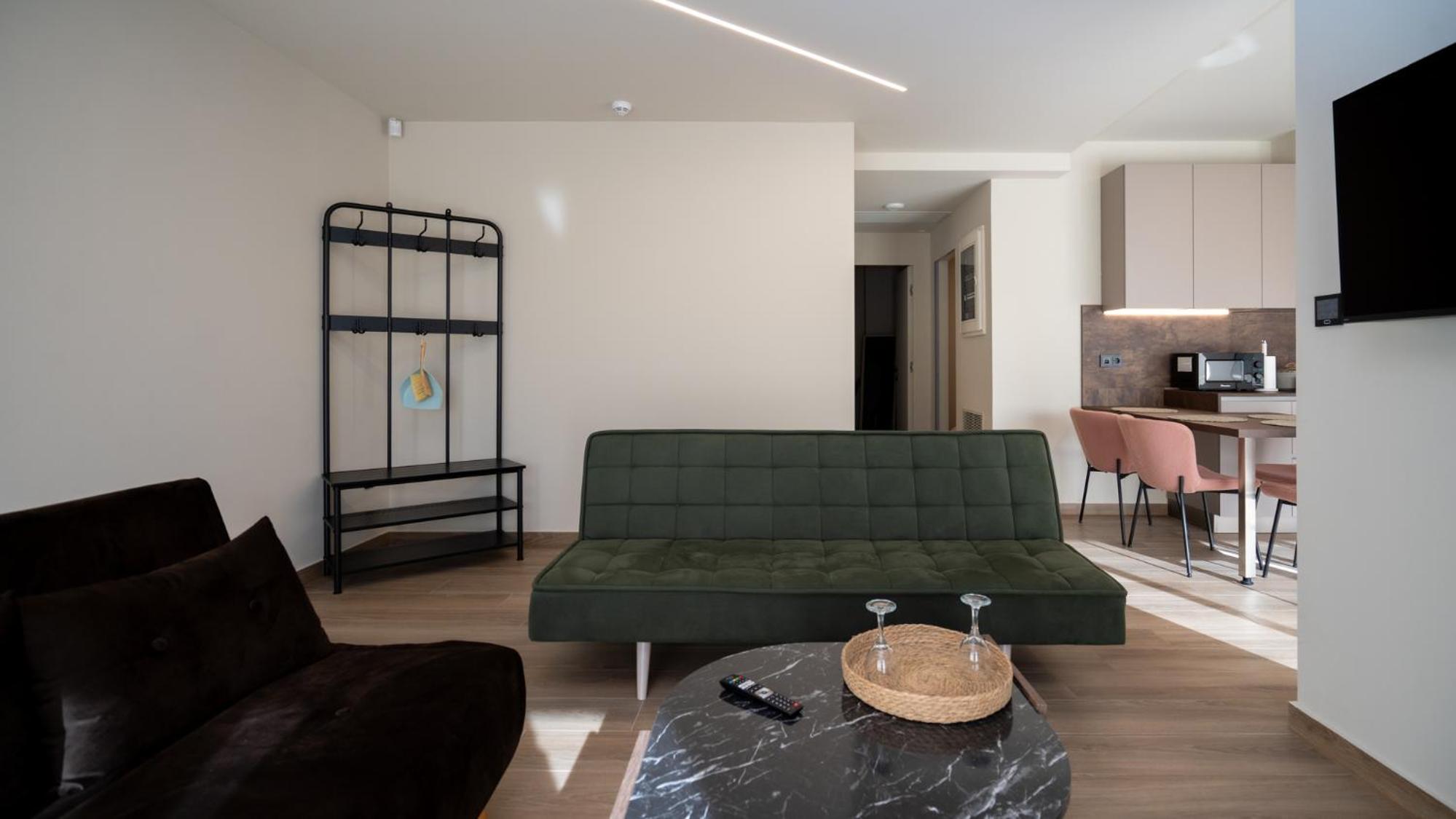 Meteora Smart Suites