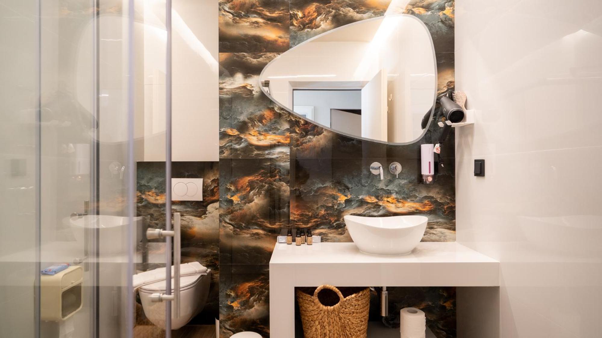 Meteora Smart Suites