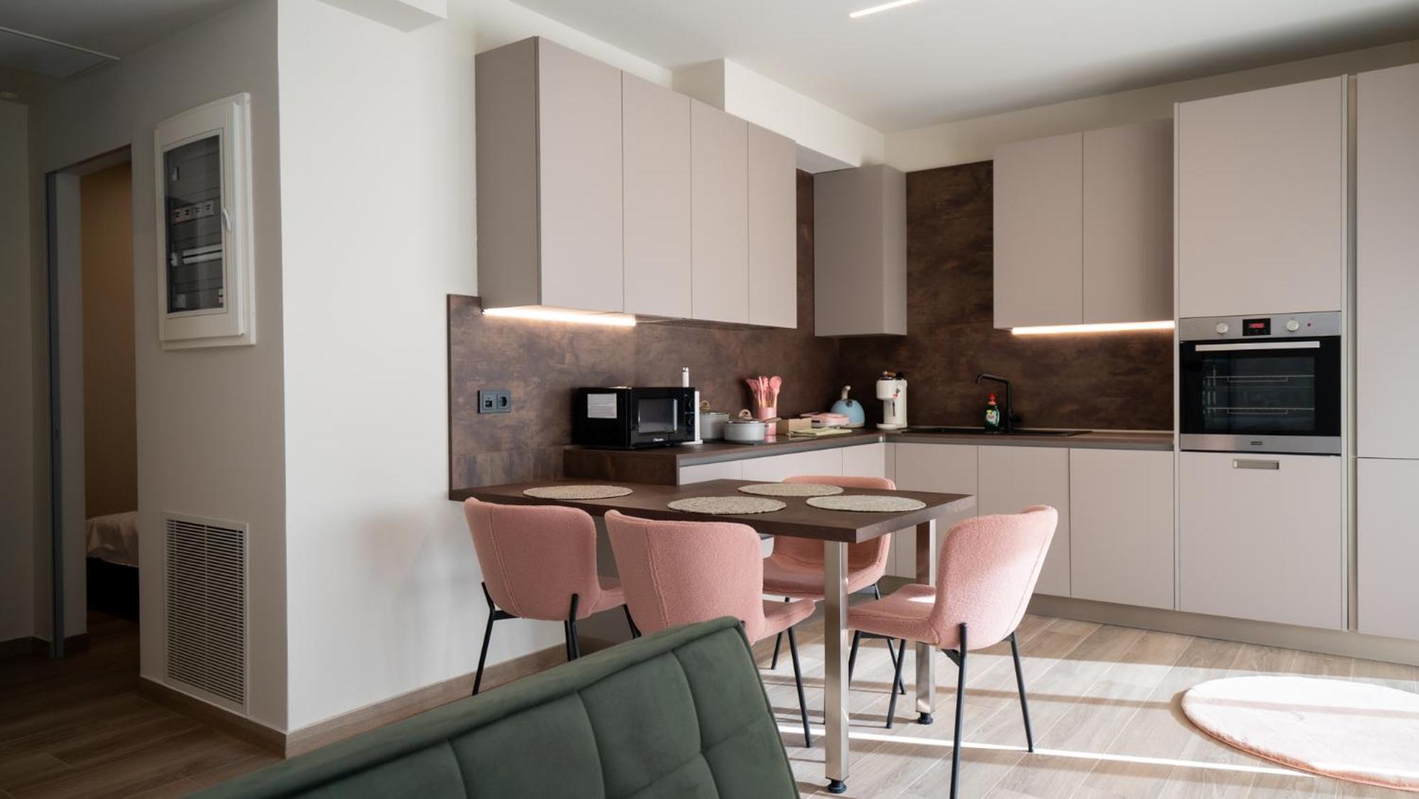 Meteora Smart Suites