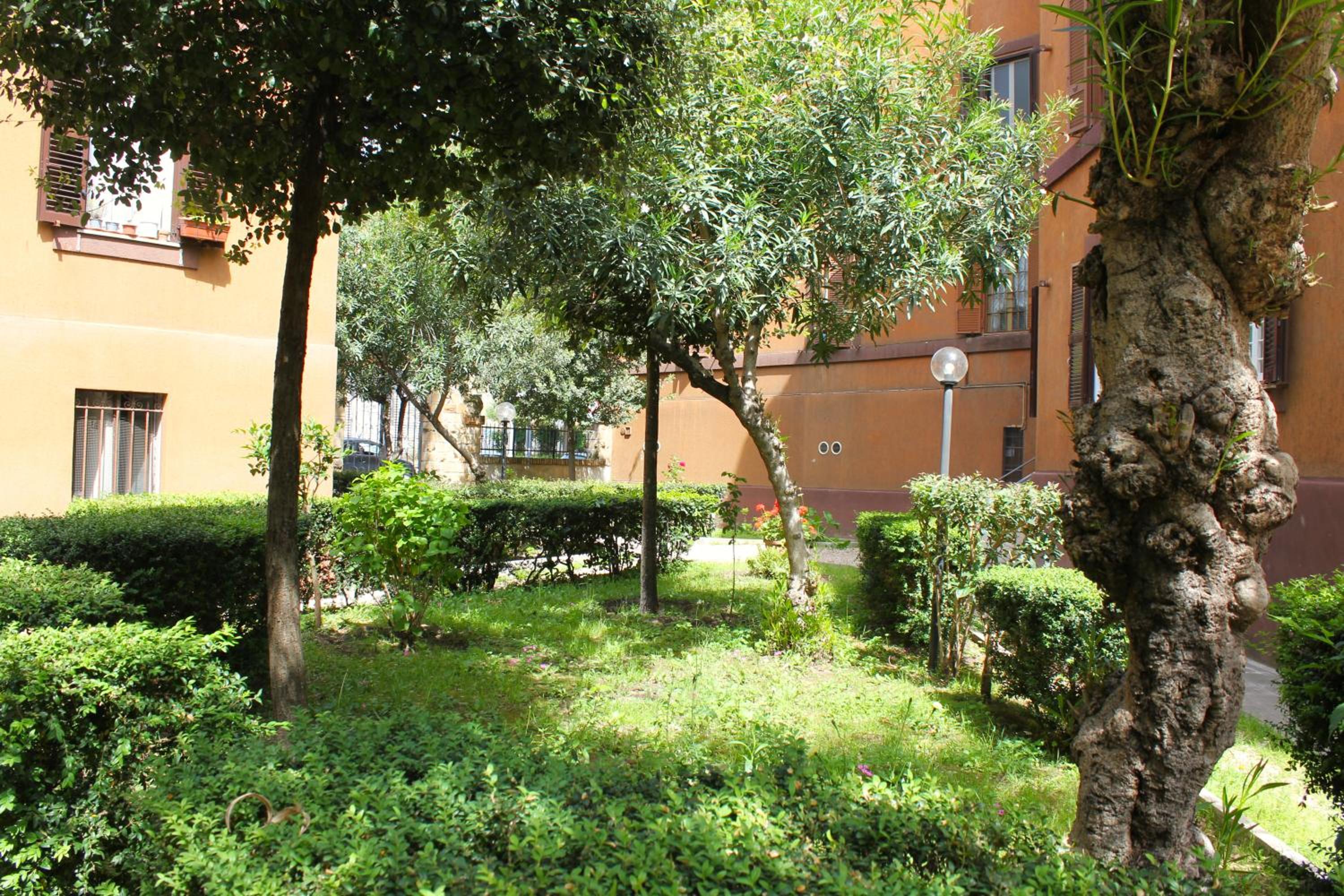 Epirhome, tra Colosseo e Porta Santa