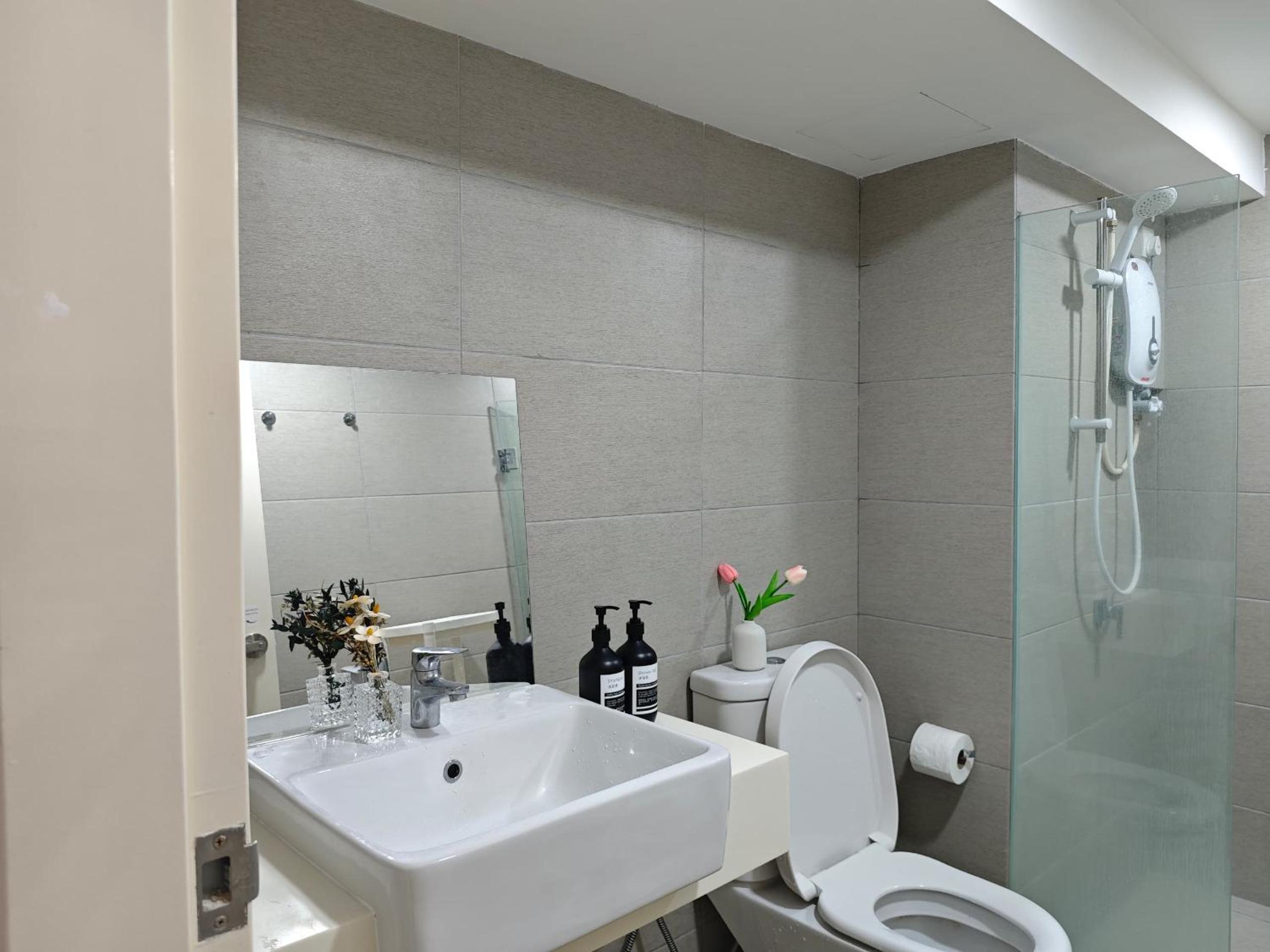 Urban Loft MRT Convenience KLCC Nearby in EKO CHERAS
