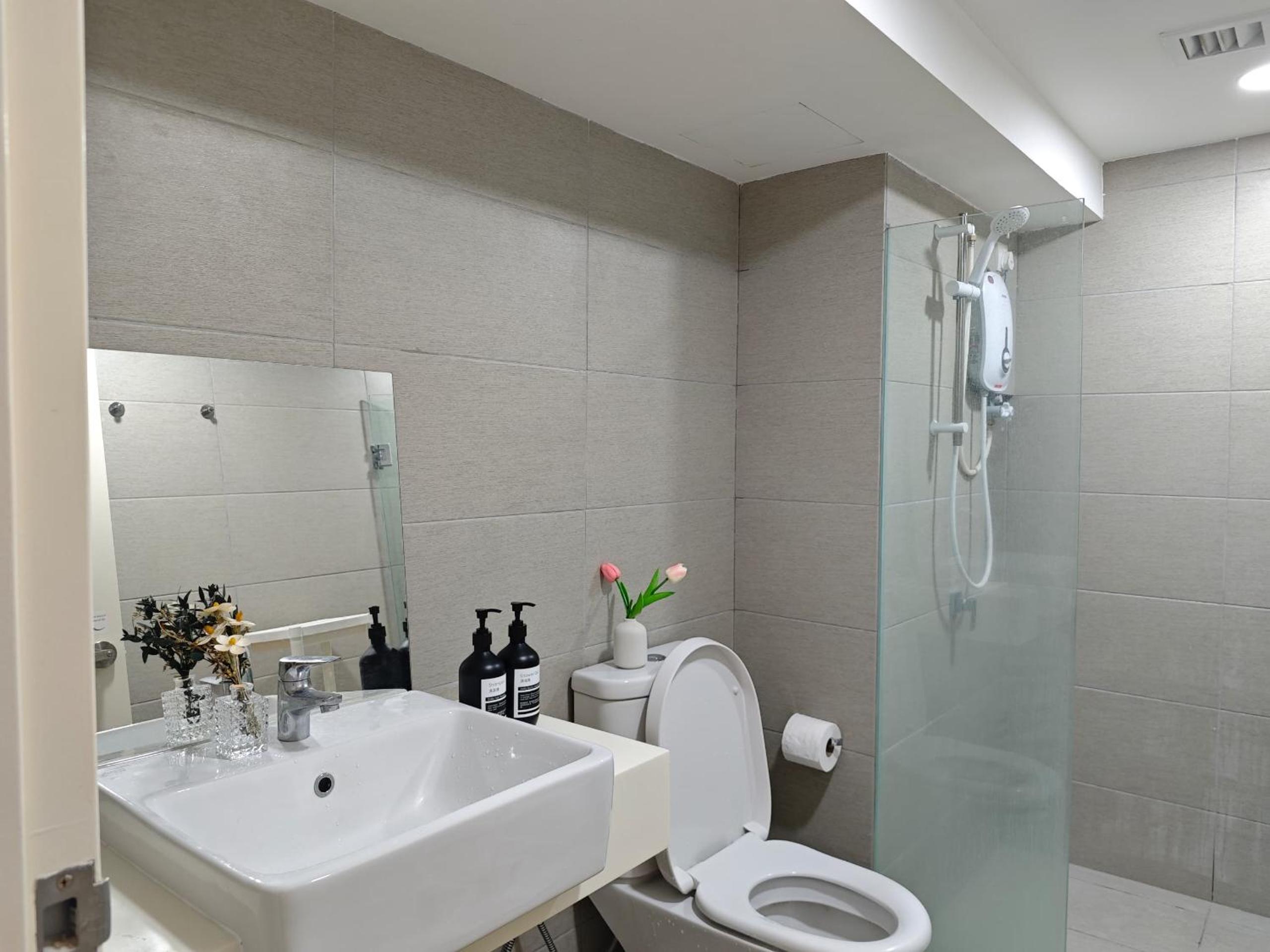 Urban Loft MRT Convenience KLCC Nearby in EKO CHERAS