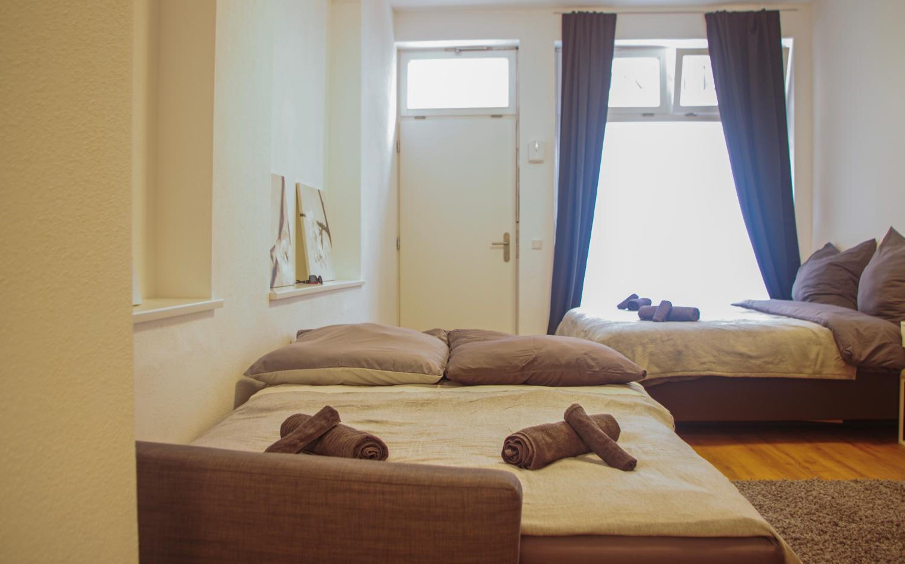 Moderne Wohnung im Zentrum der Altstadt - Altbau Flair, WLAN
