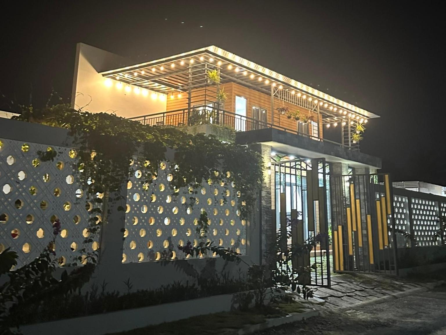 Á Châu homestay