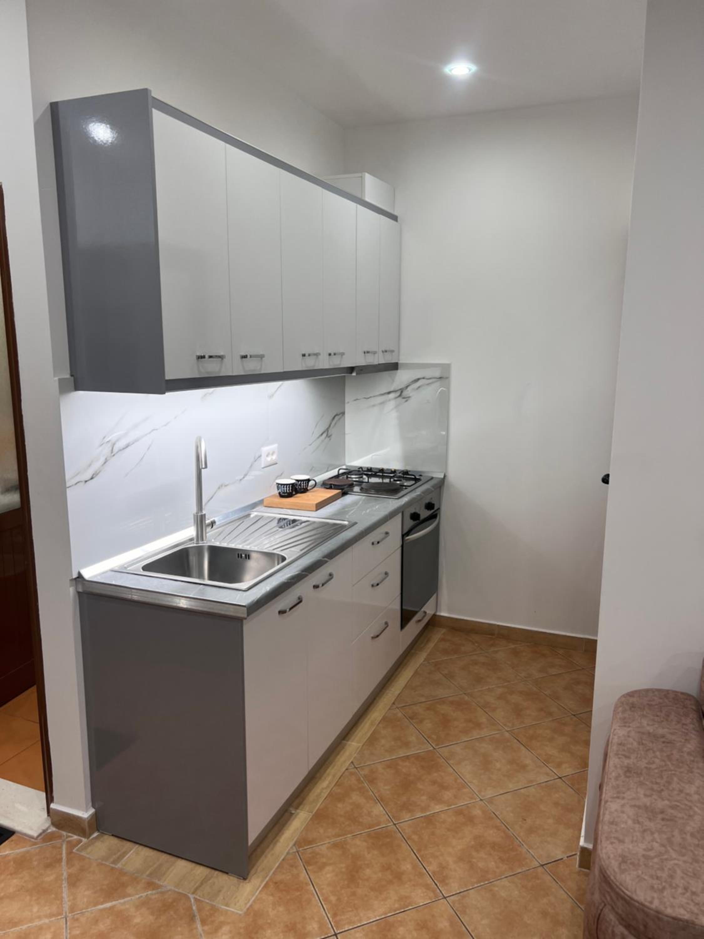 Serenity Skyline Apartment