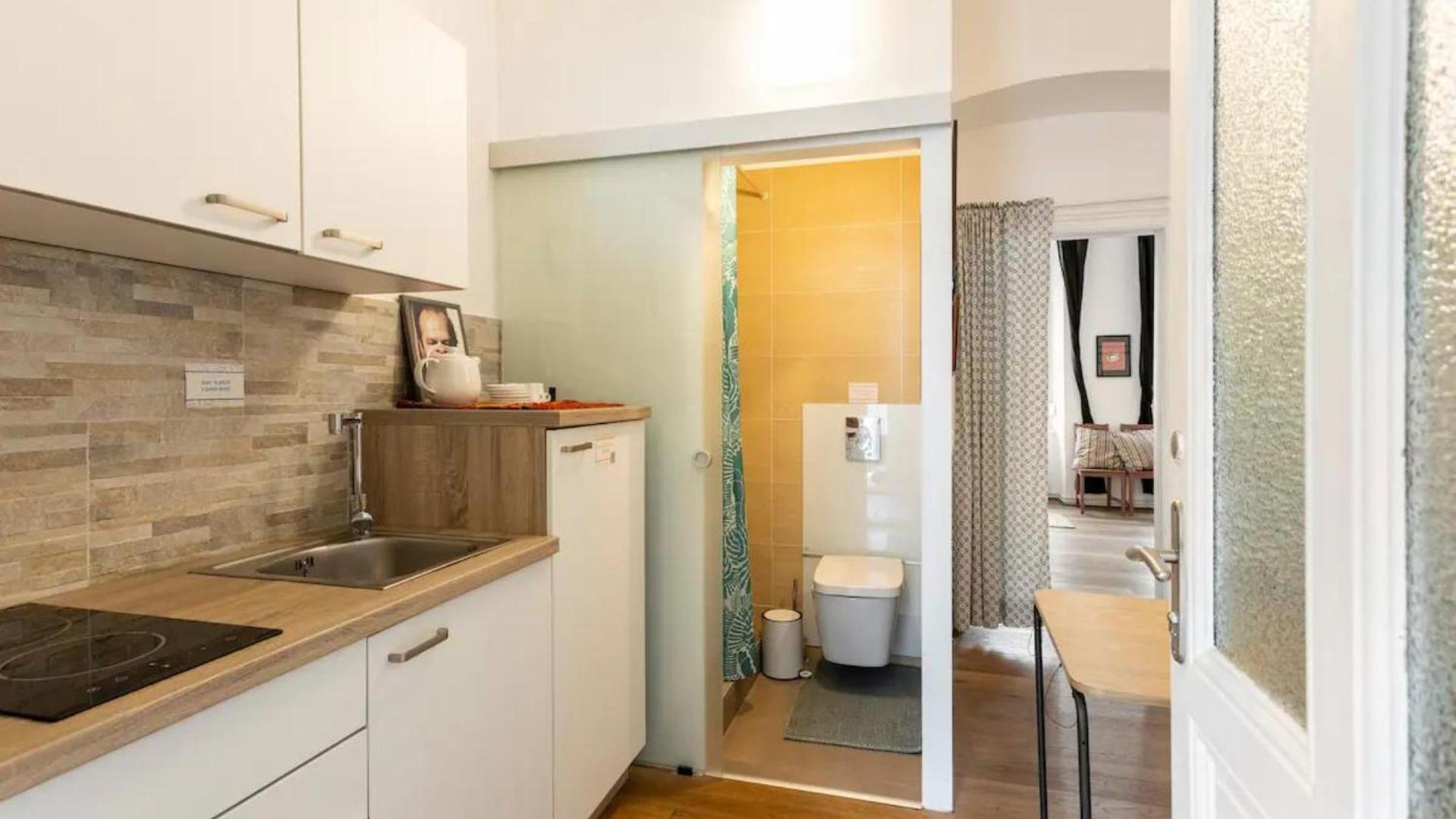 Apartment mit Balkon