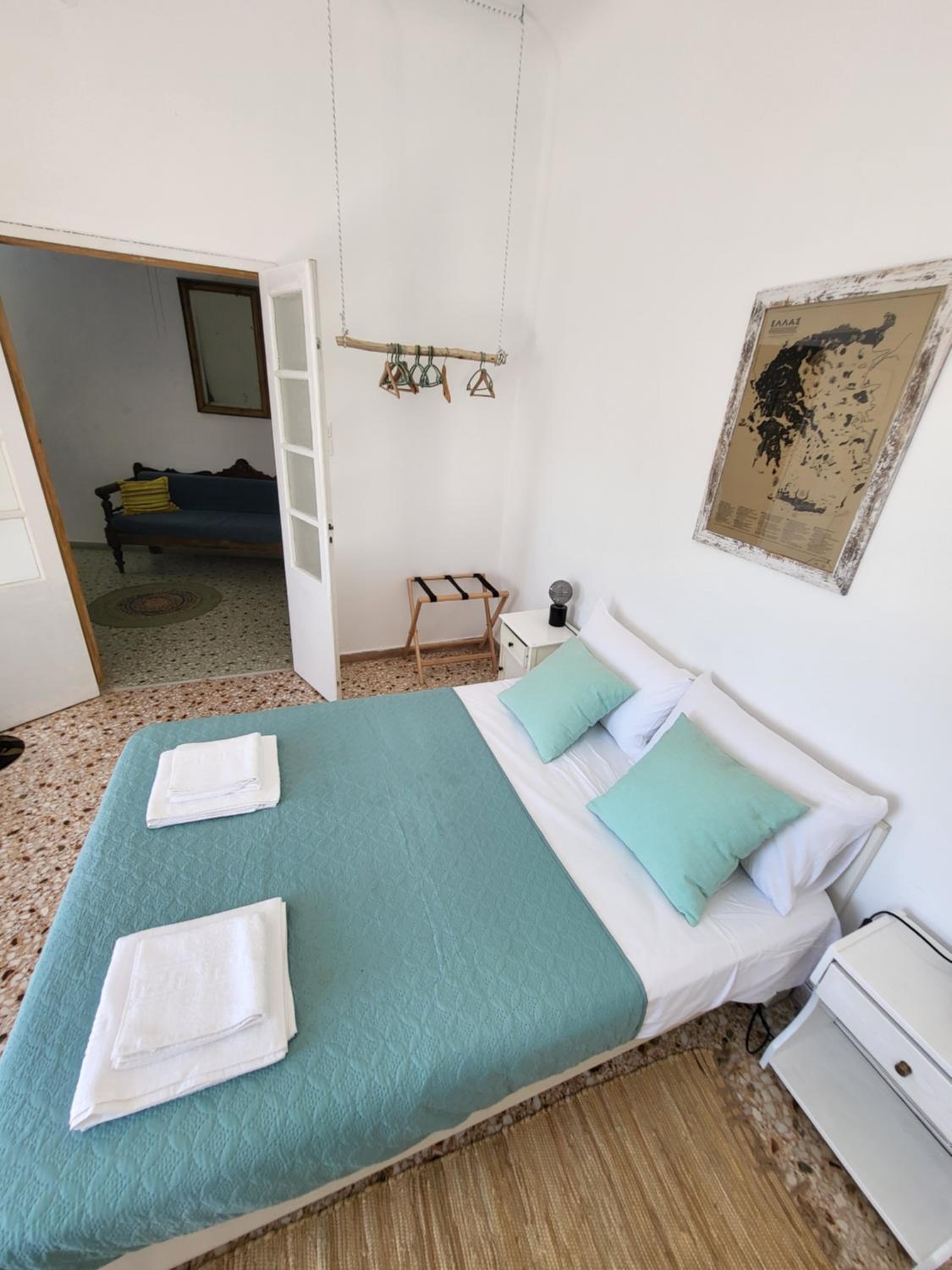 Manolia House
