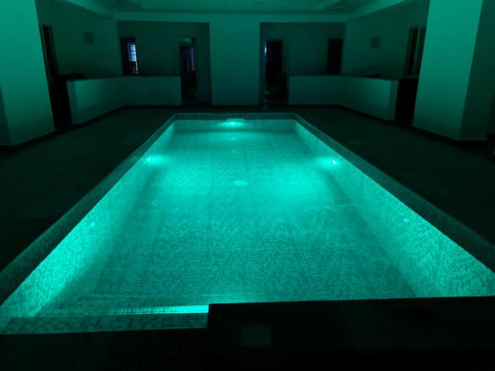 Diamond White Resort