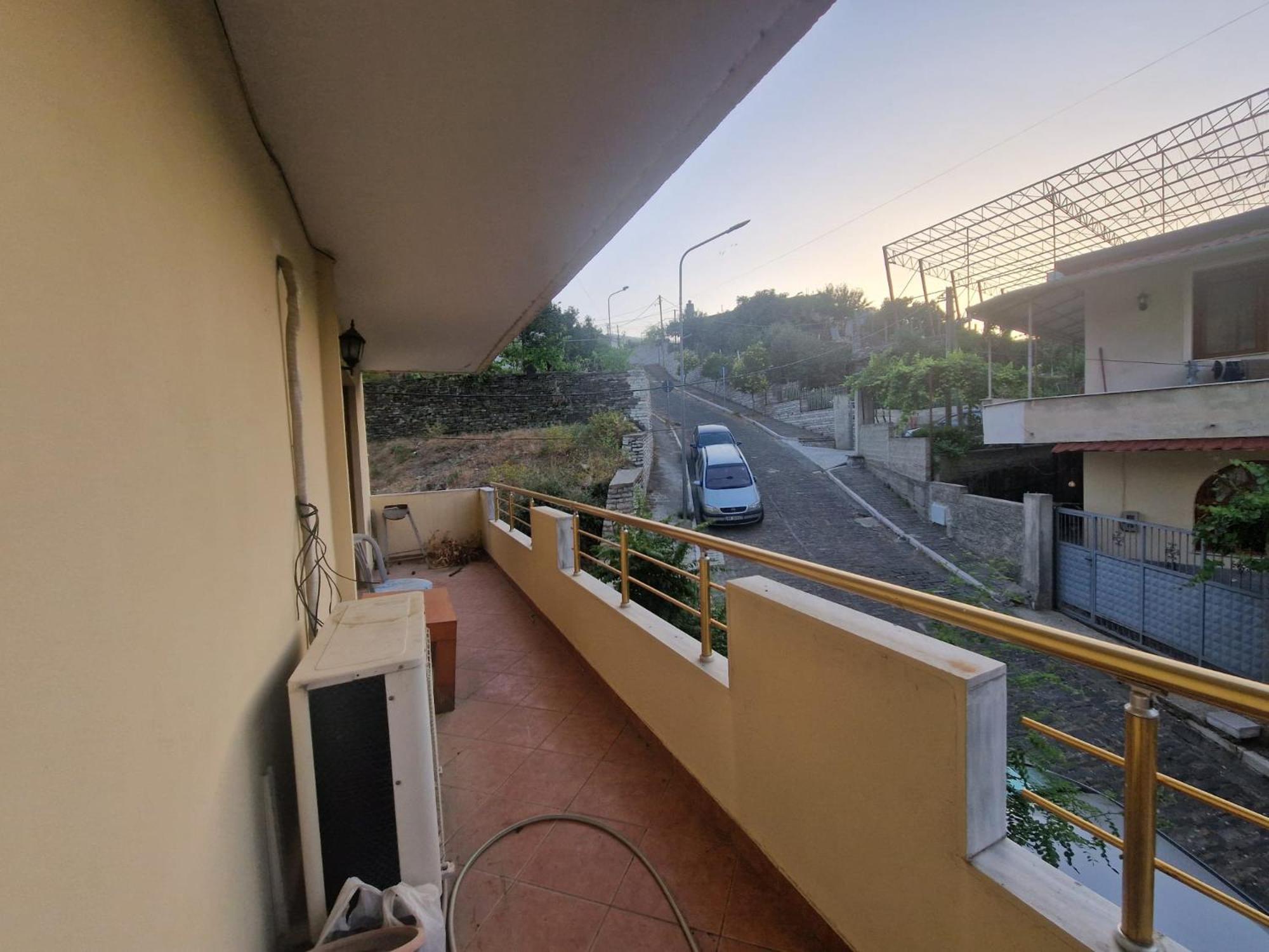 Artur Apartment