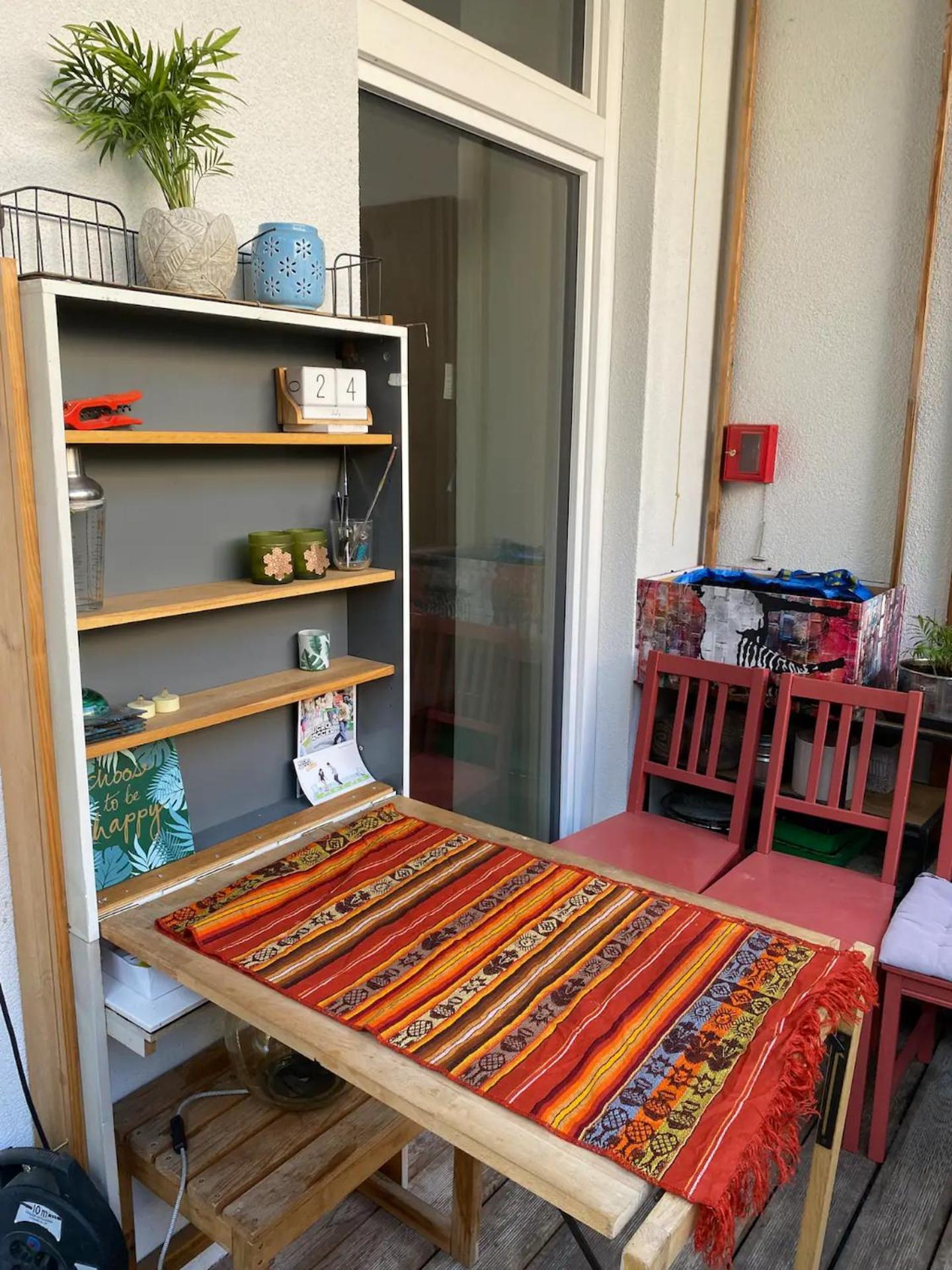 Apartment mit Balkon