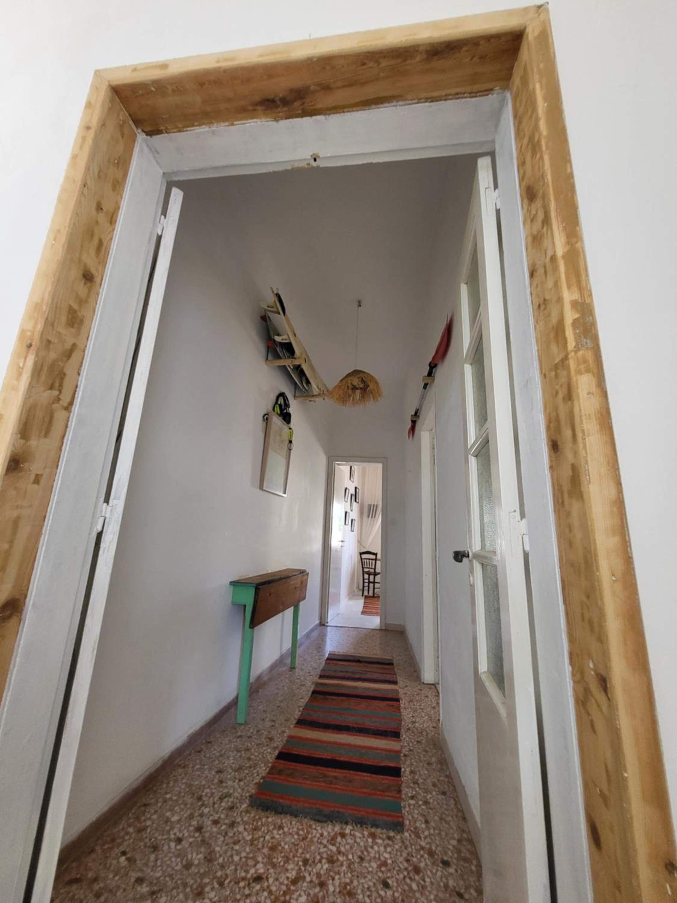 Manolia House