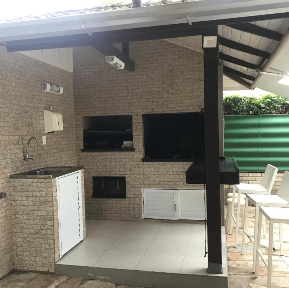 Curta! Casa pé na areia com piscina 10 min Beto Carrero