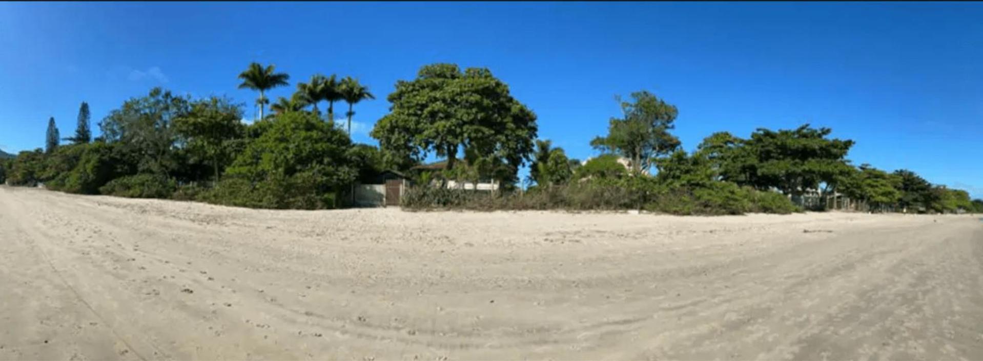 Curta! Casa pé na areia com piscina 10 min Beto Carrero
