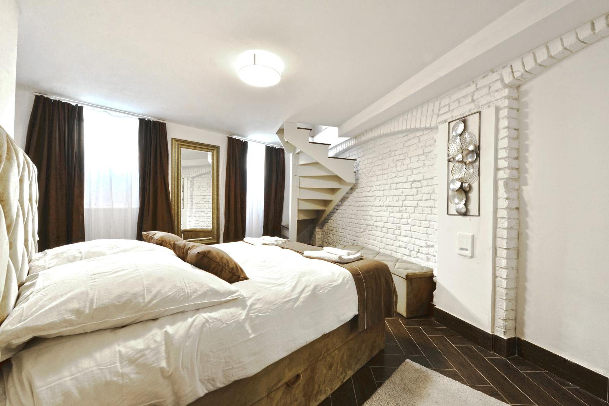 Lux Central Apartment