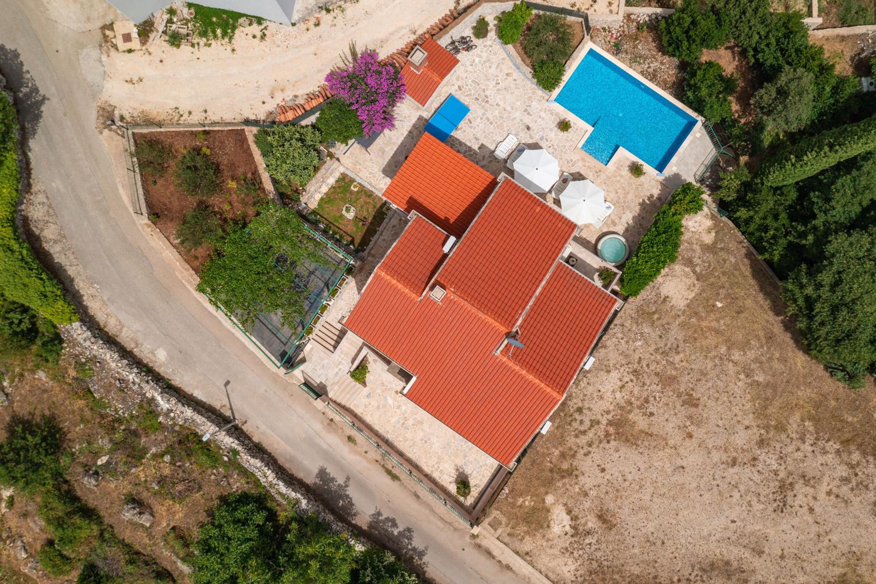 Villa Petmat - with private pool and 6 bedrooms