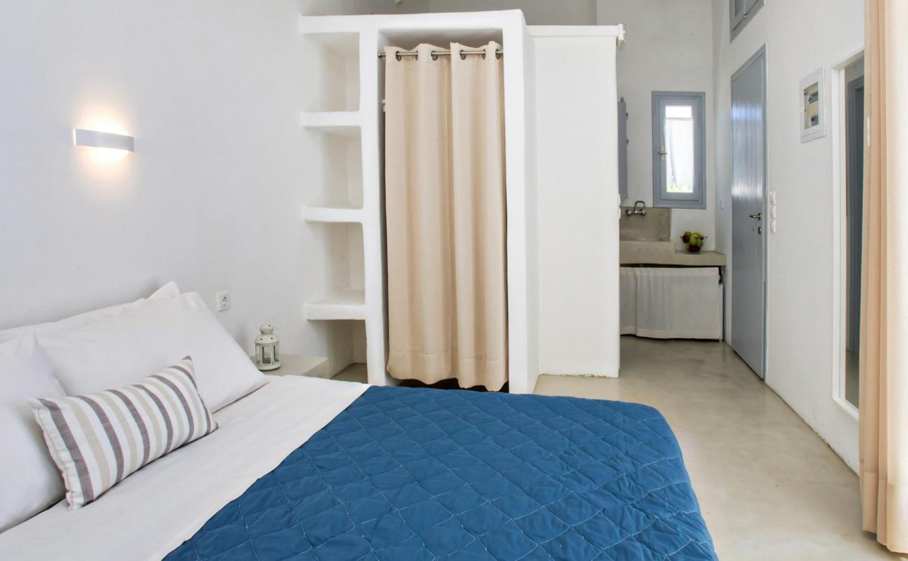 Iris house Agios Sostis