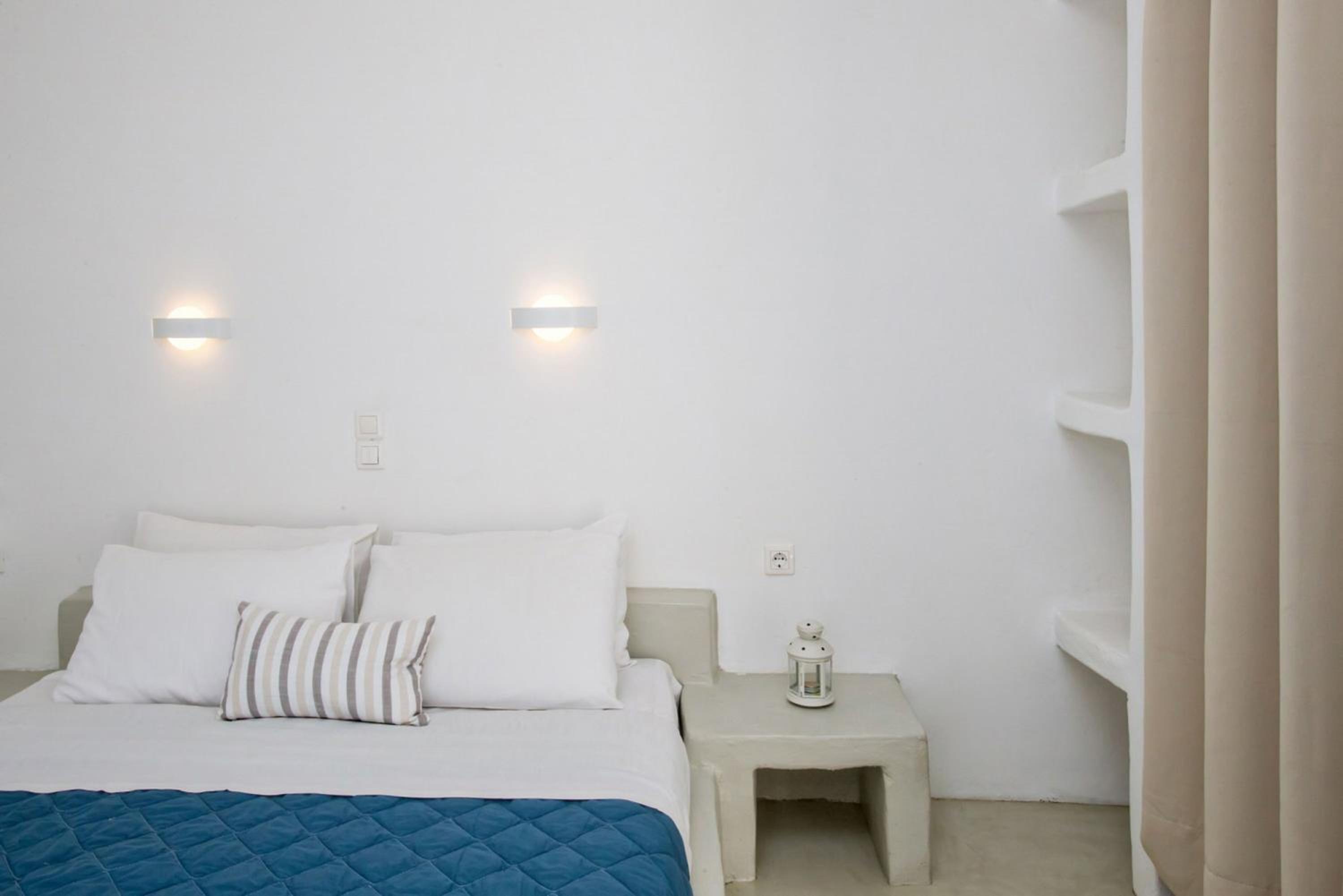 Iris house Agios Sostis
