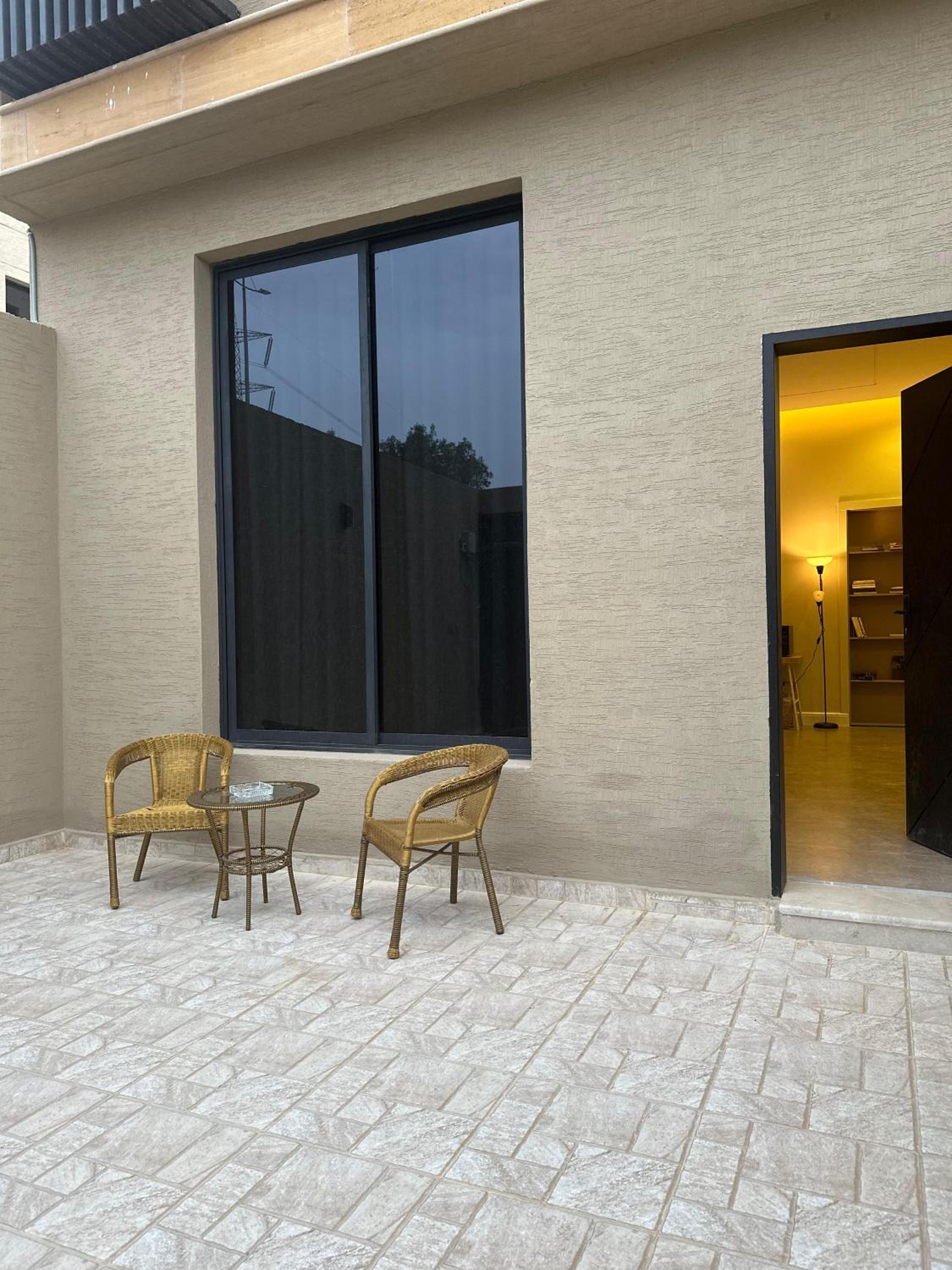 HighRise-luxury studio with outdoor sitting area