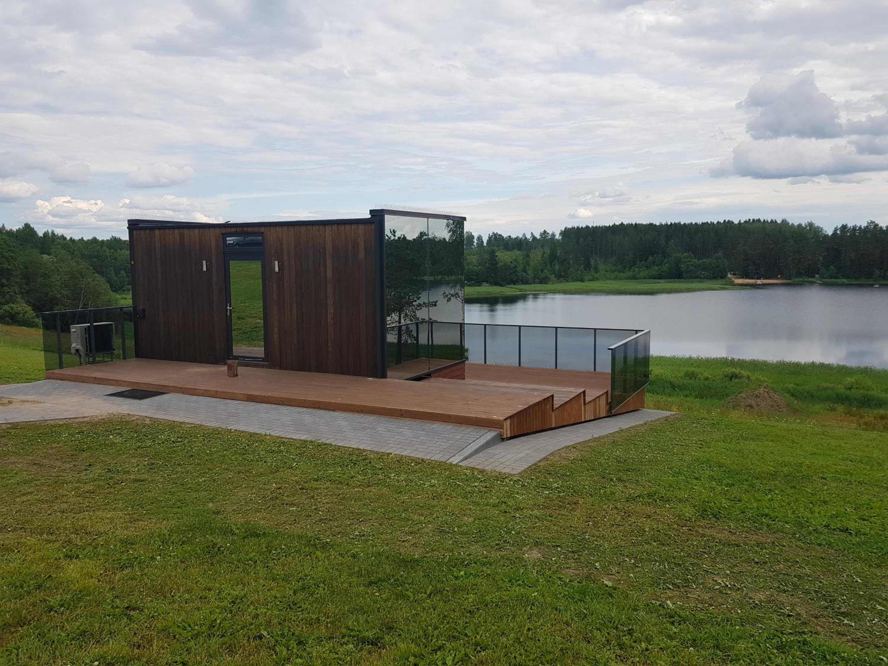 Suure Silgu peegelmaja