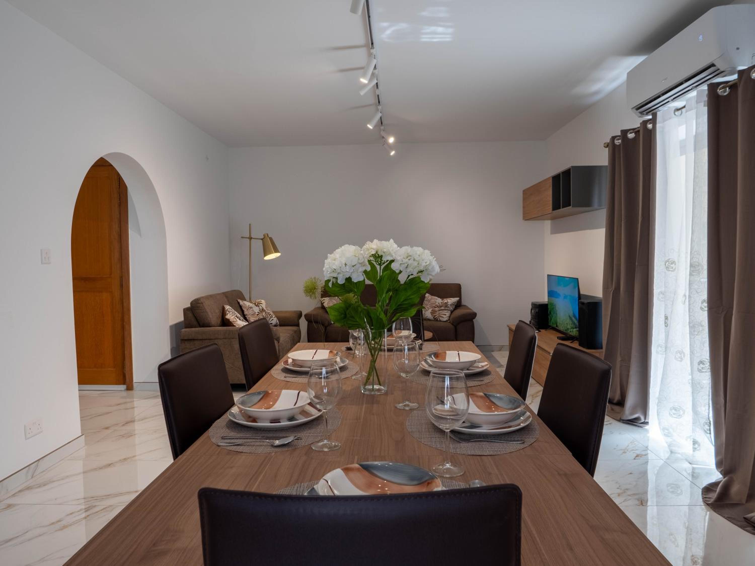 St Julians Apt Close to Beach photo 3