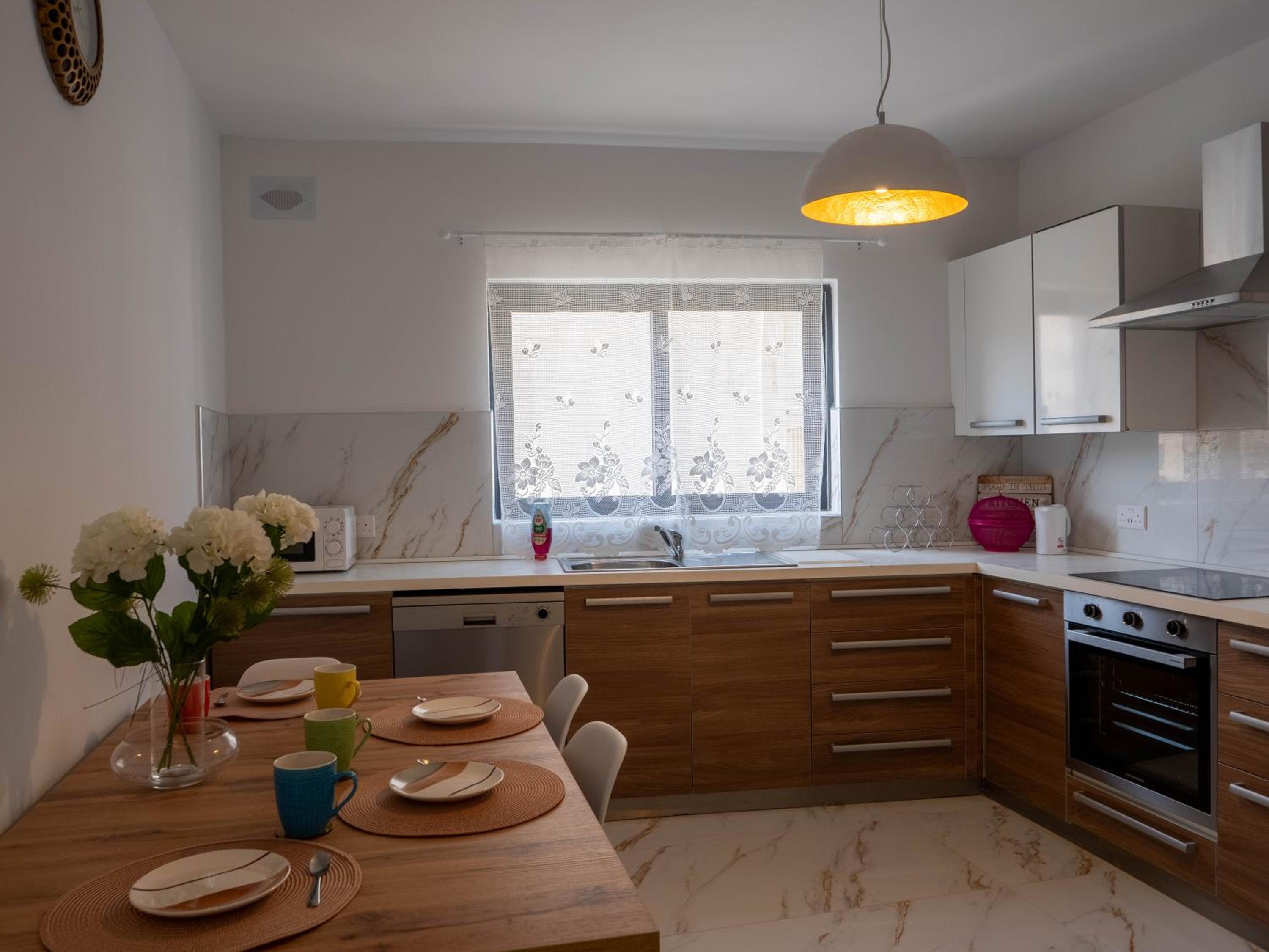 St Julians Apt Close to Beach photo 4