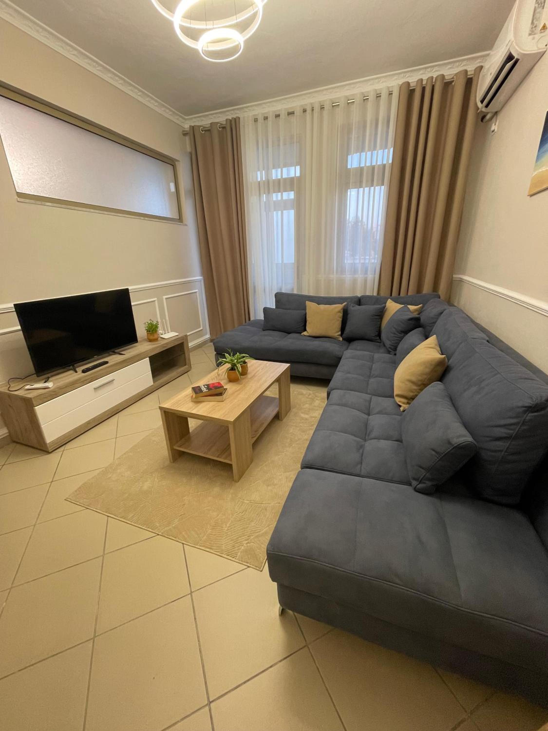 ErLi Apartment