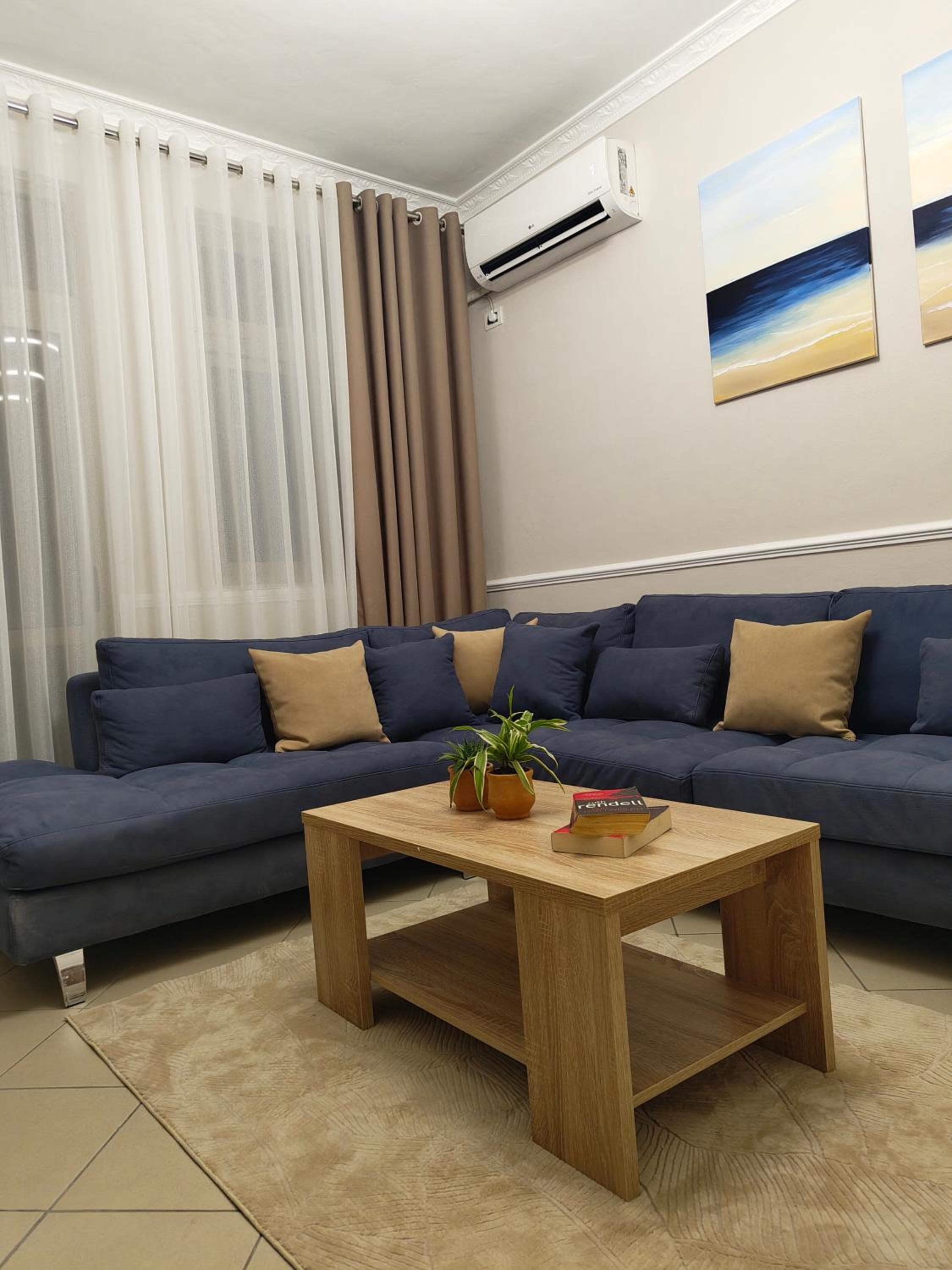 ErLi Apartment