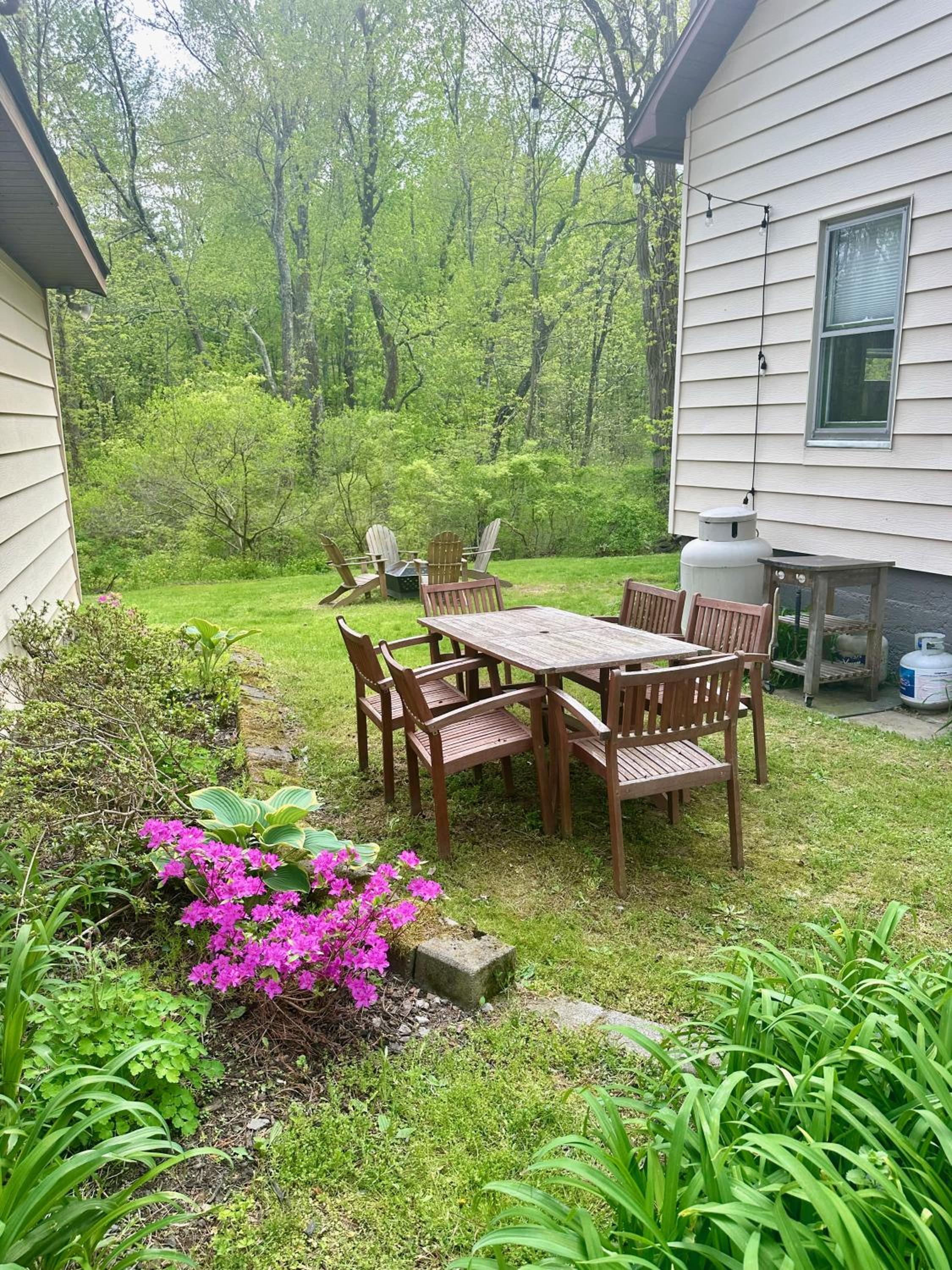 Newly Renovated 3BR Hudson Valley House