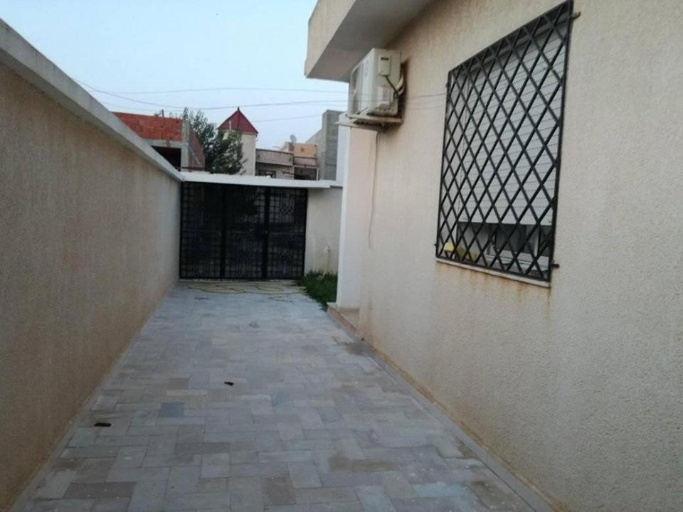 Photo 9