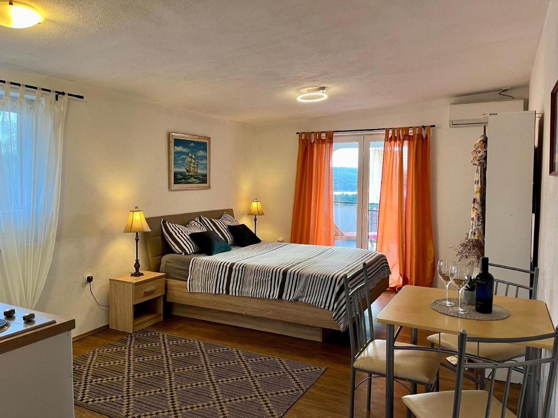 Neu Erbautes Apartment Mit Großem Balkon view 4