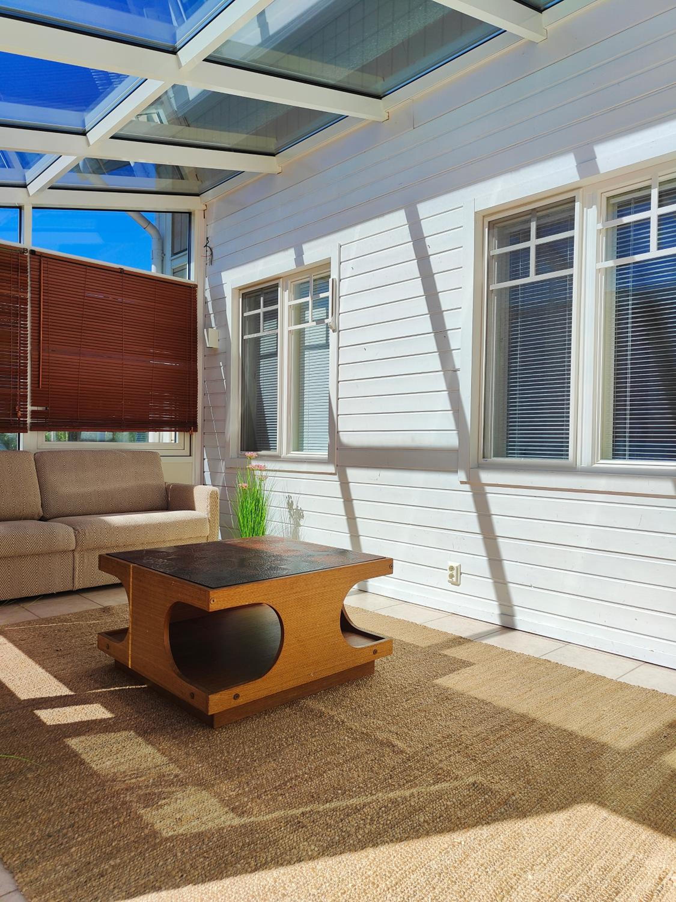 The Sunny Villa