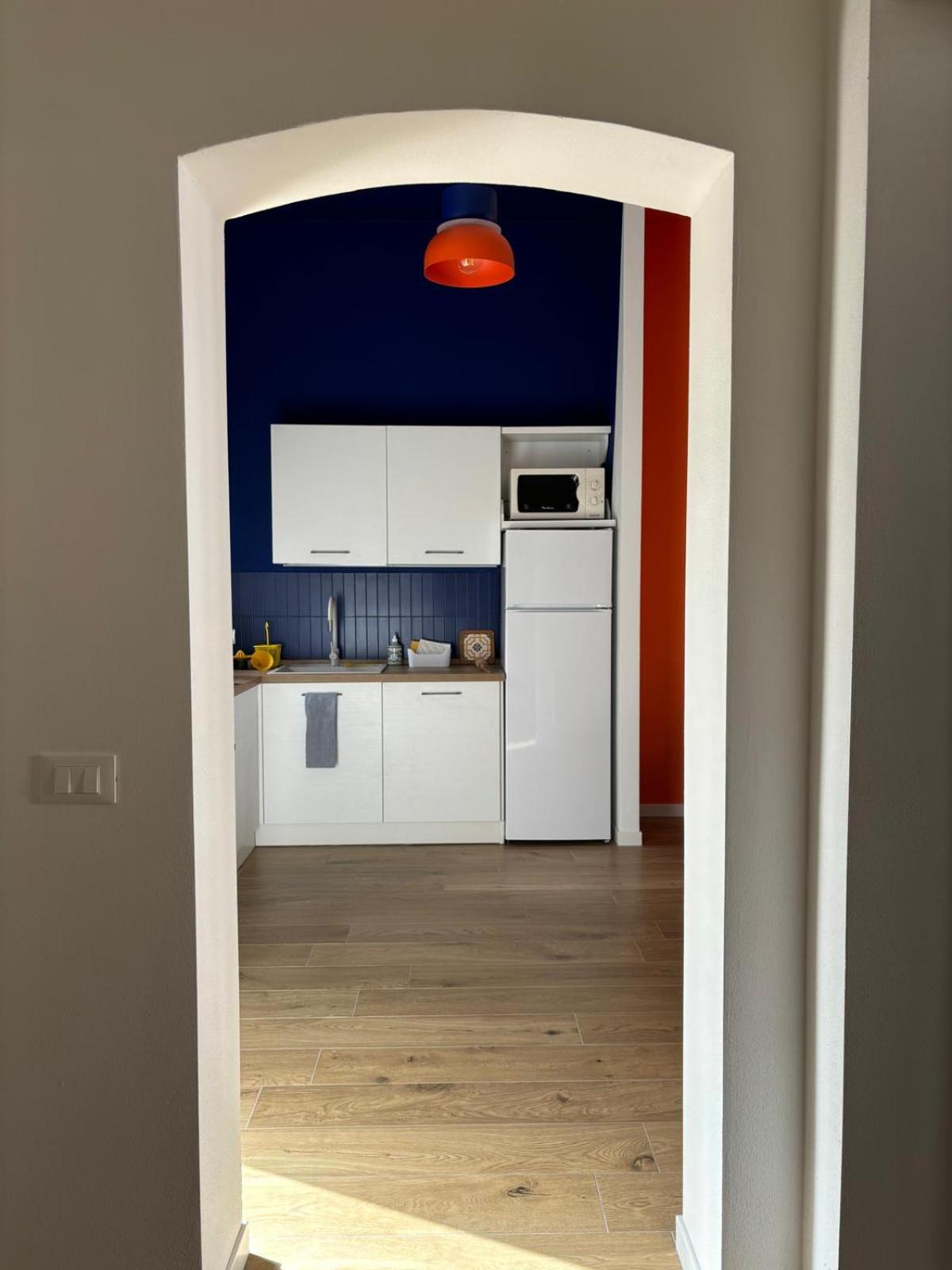 Casa Giù en Cecina — kitchen