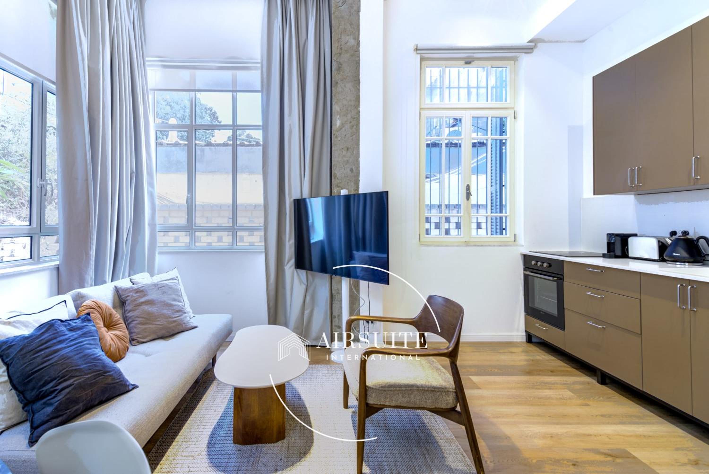 Luxury 1 BR Nachalat Binyamin Collection I by Airsuite view 2