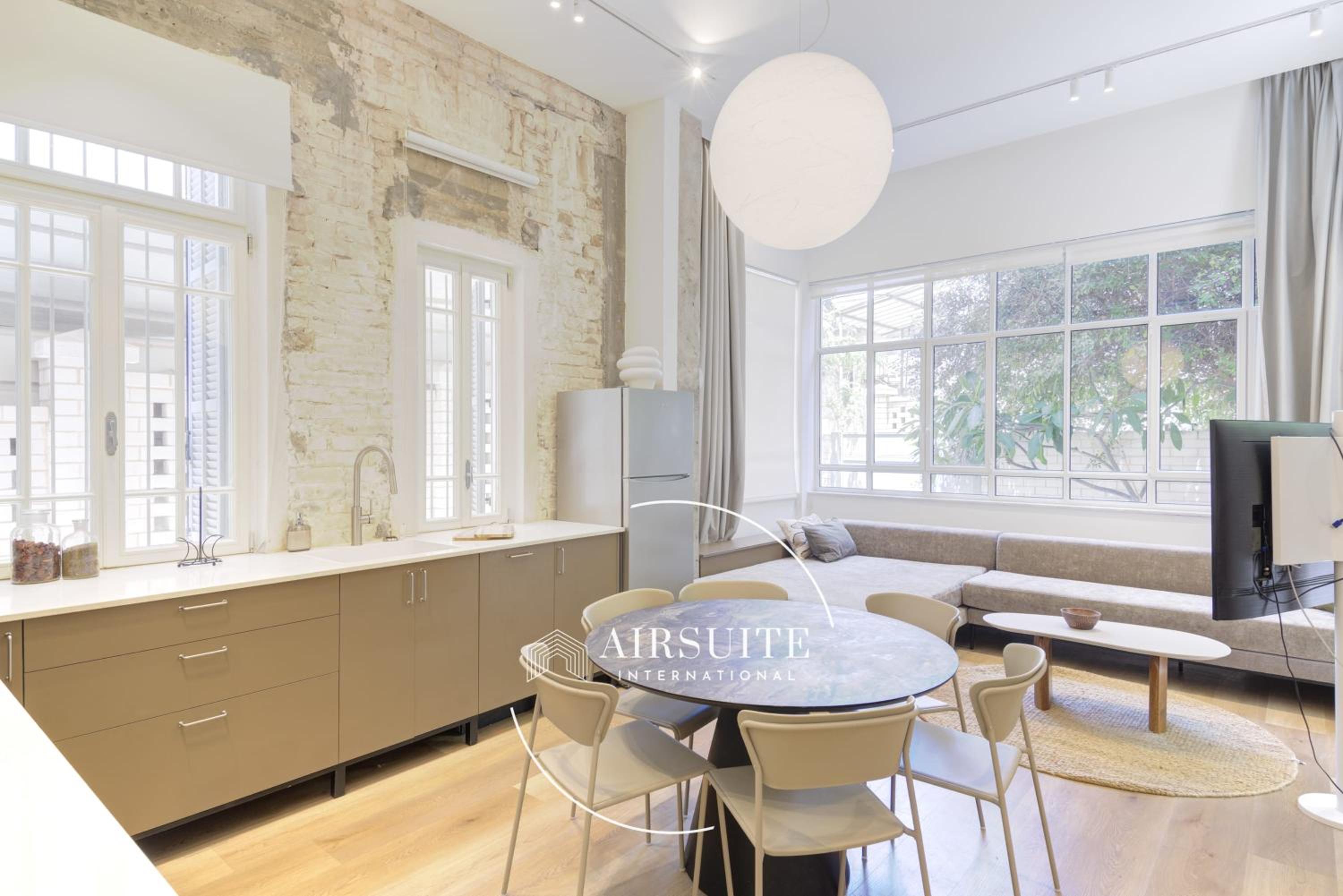 Luxury 2 BR Nachalat Binyamin Collection II by Airsuite view 2