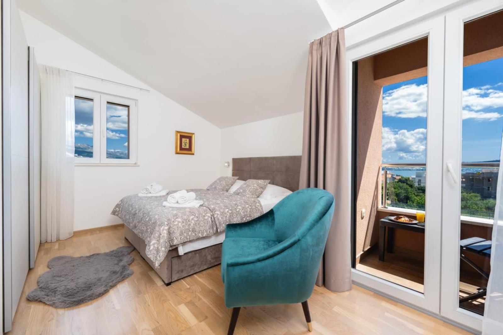New Luxury Accommodation J&M view 4
