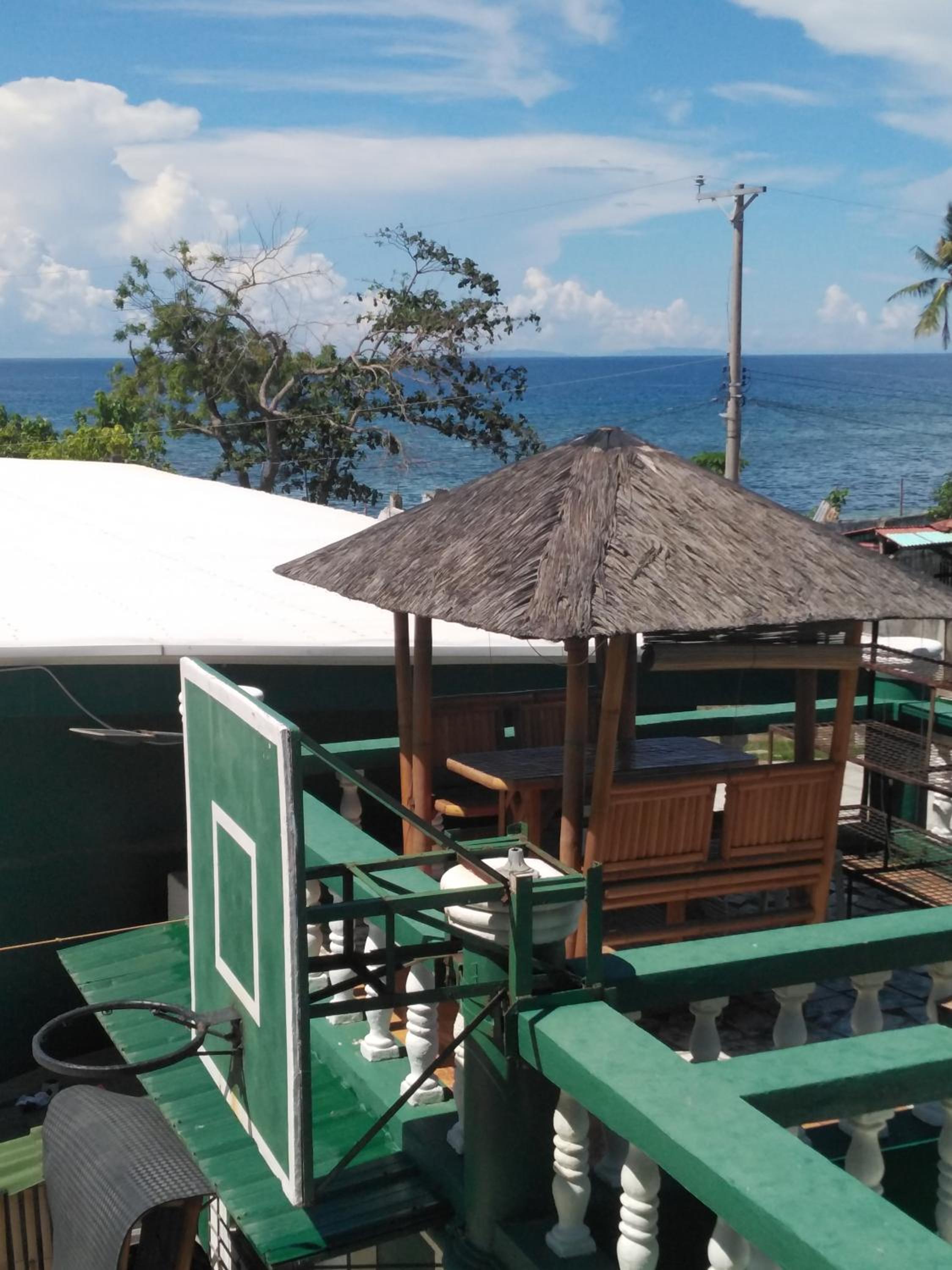 Moonlight Seaside Apartments Liloan Cebu