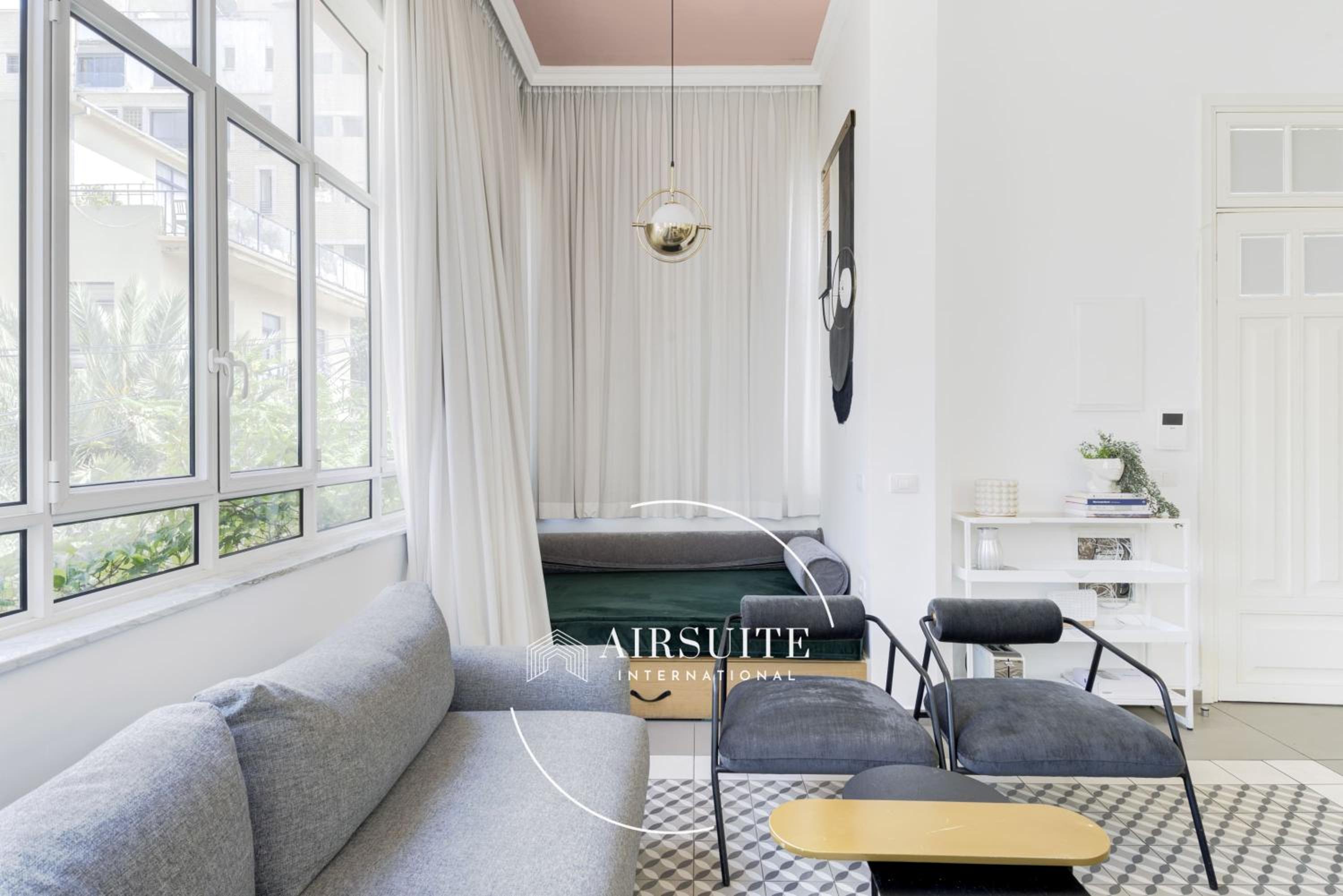 Luxury 2 BR Nachalat Binyamin Collection III by Airsuite view 2