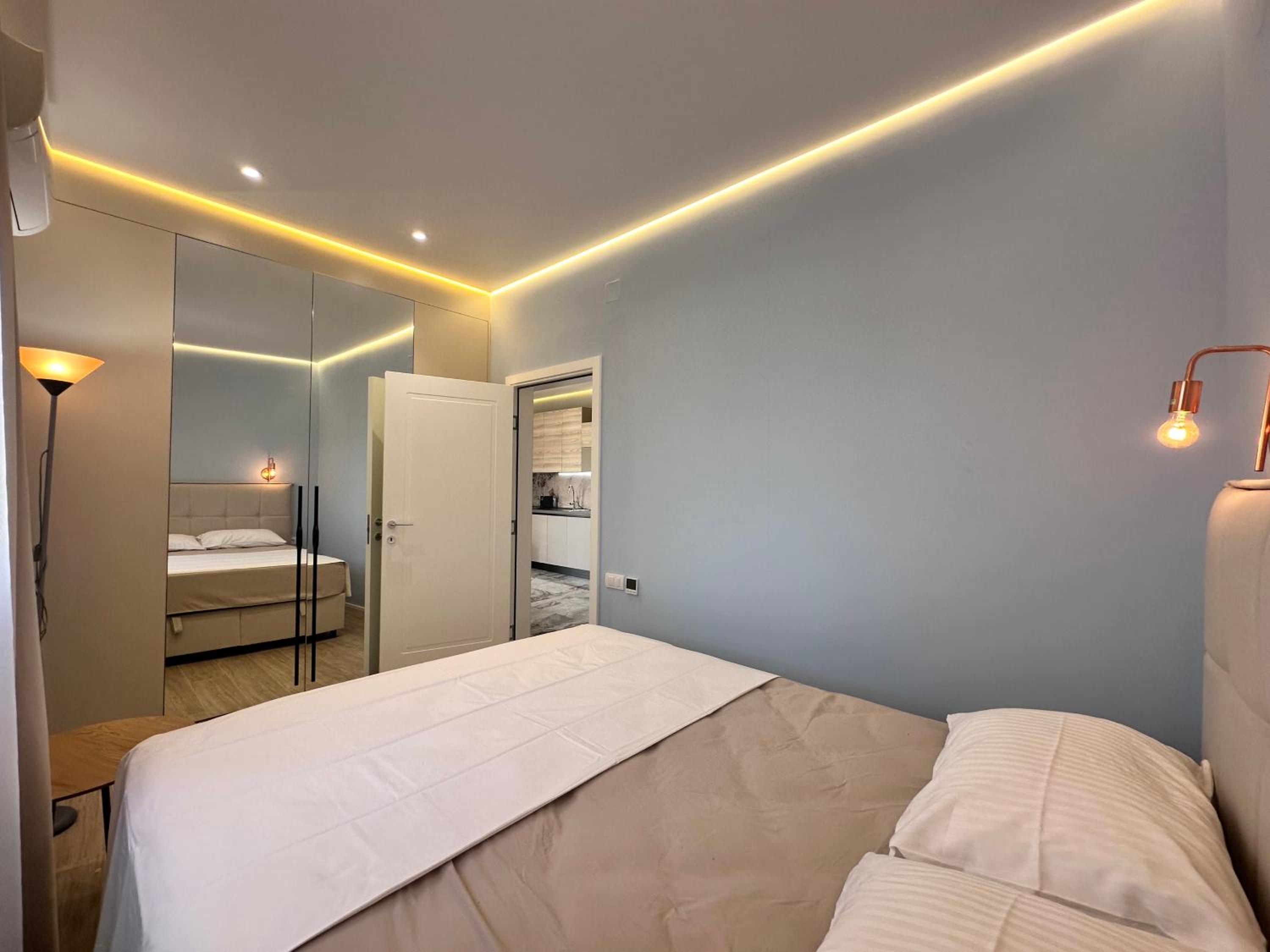 Penthouse1& view 2