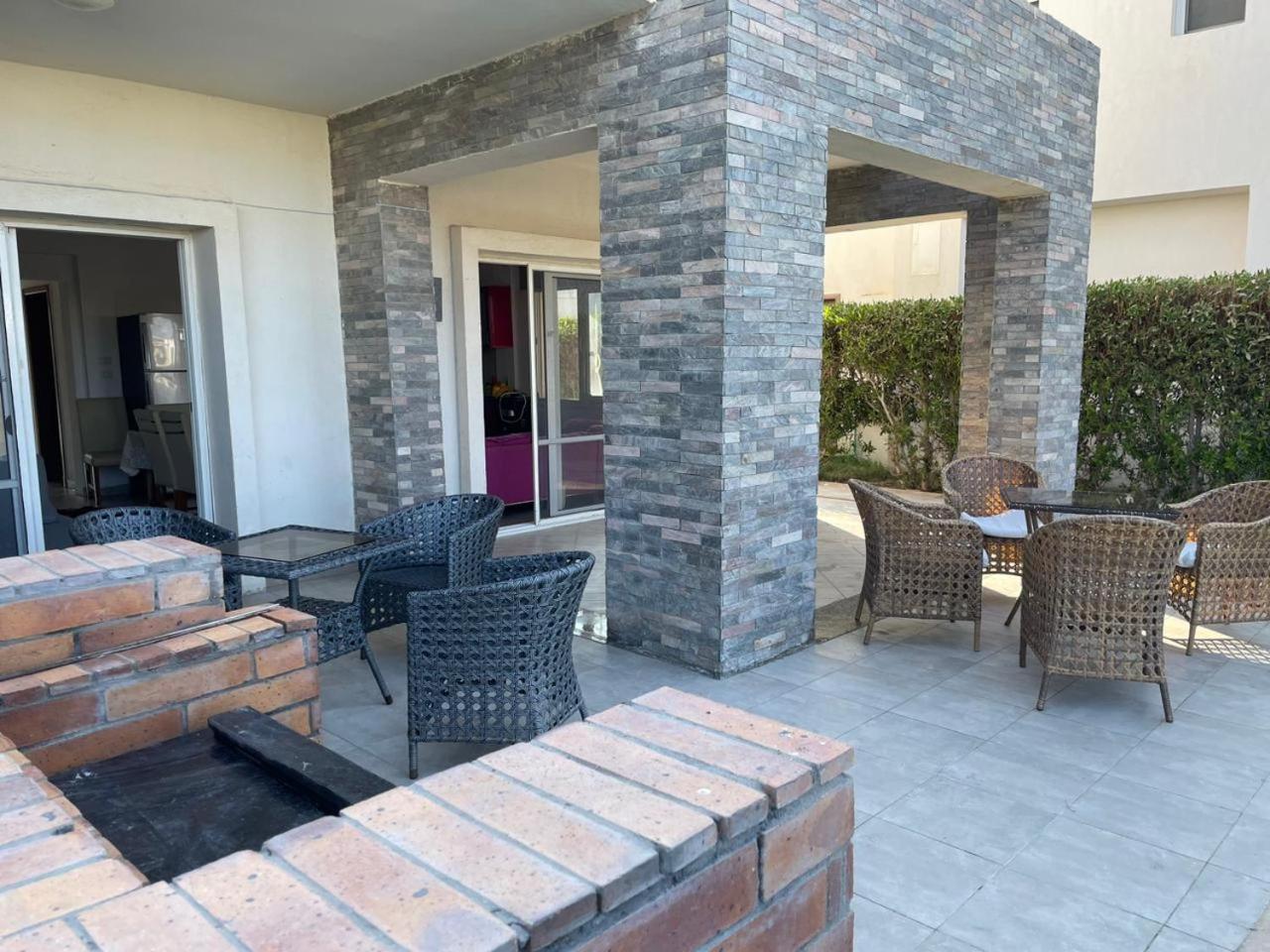 Twin House in Amwaj Sidi Abdel-Rahman - Beach & Pool Passes Included! view 2