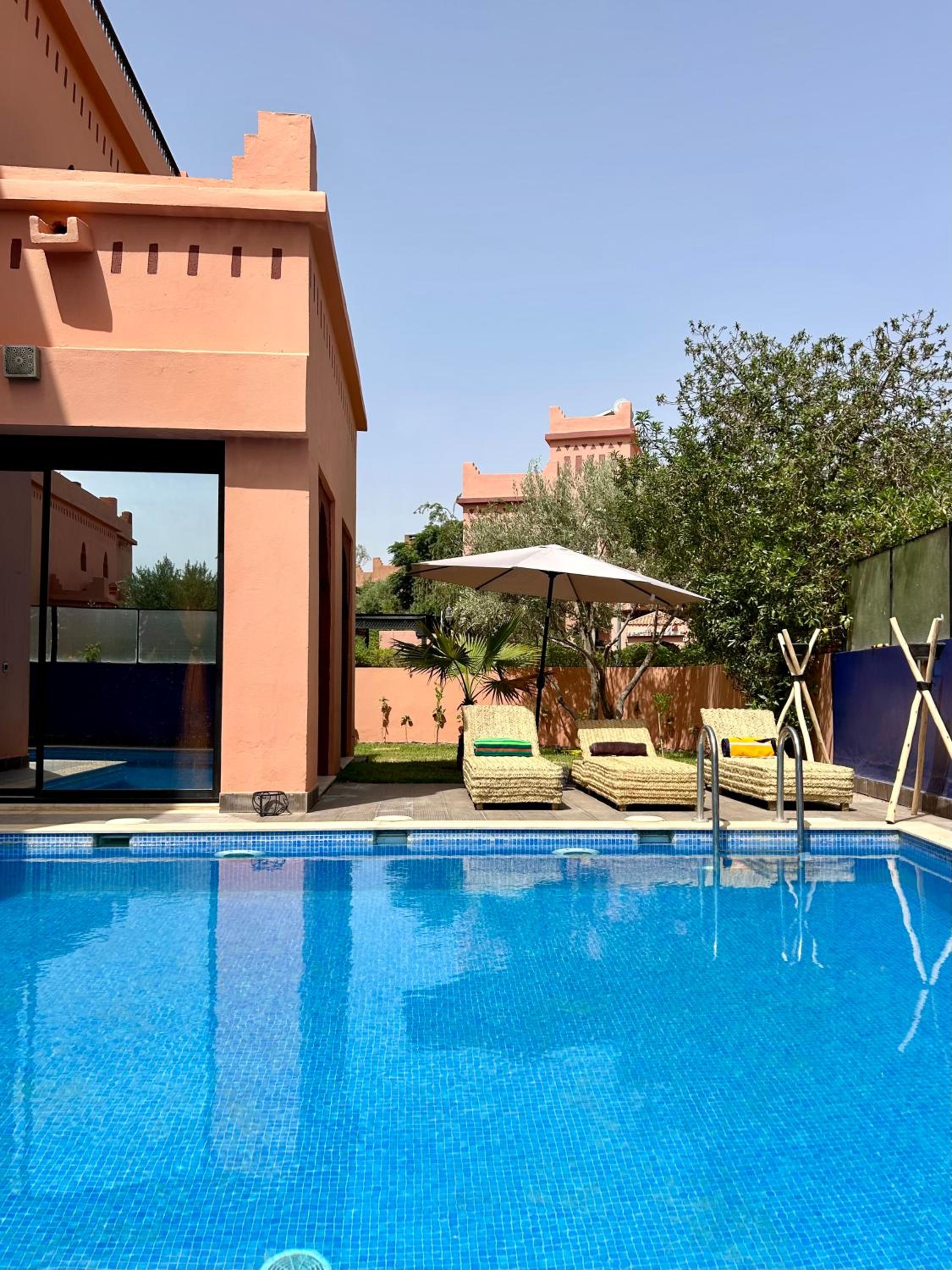 Luxury Villa with Pool, Garden & Gated Security view 3