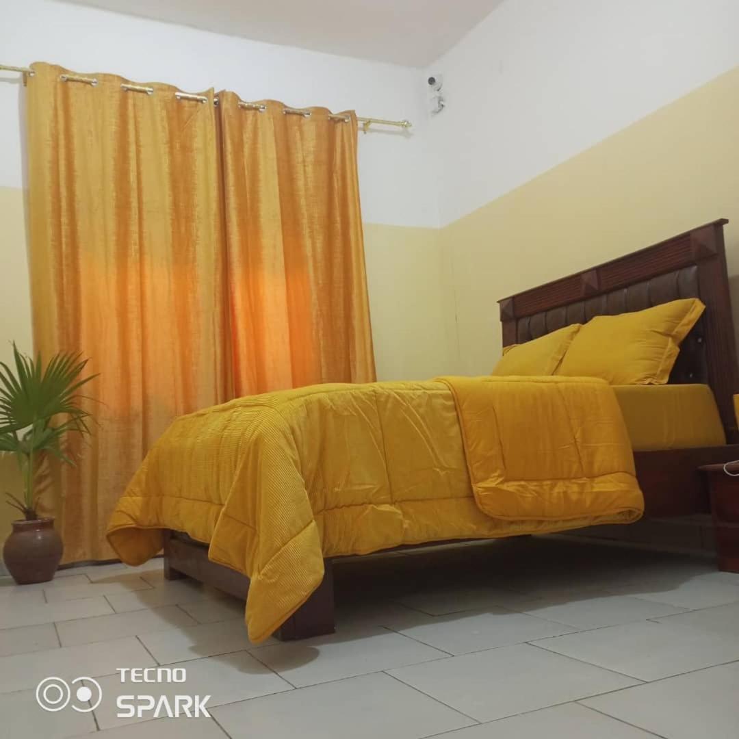 AFRIEUROTEXT Kamerun-High Standing-Appartements-Wifi-Security-Restaurant-modern Kitchen