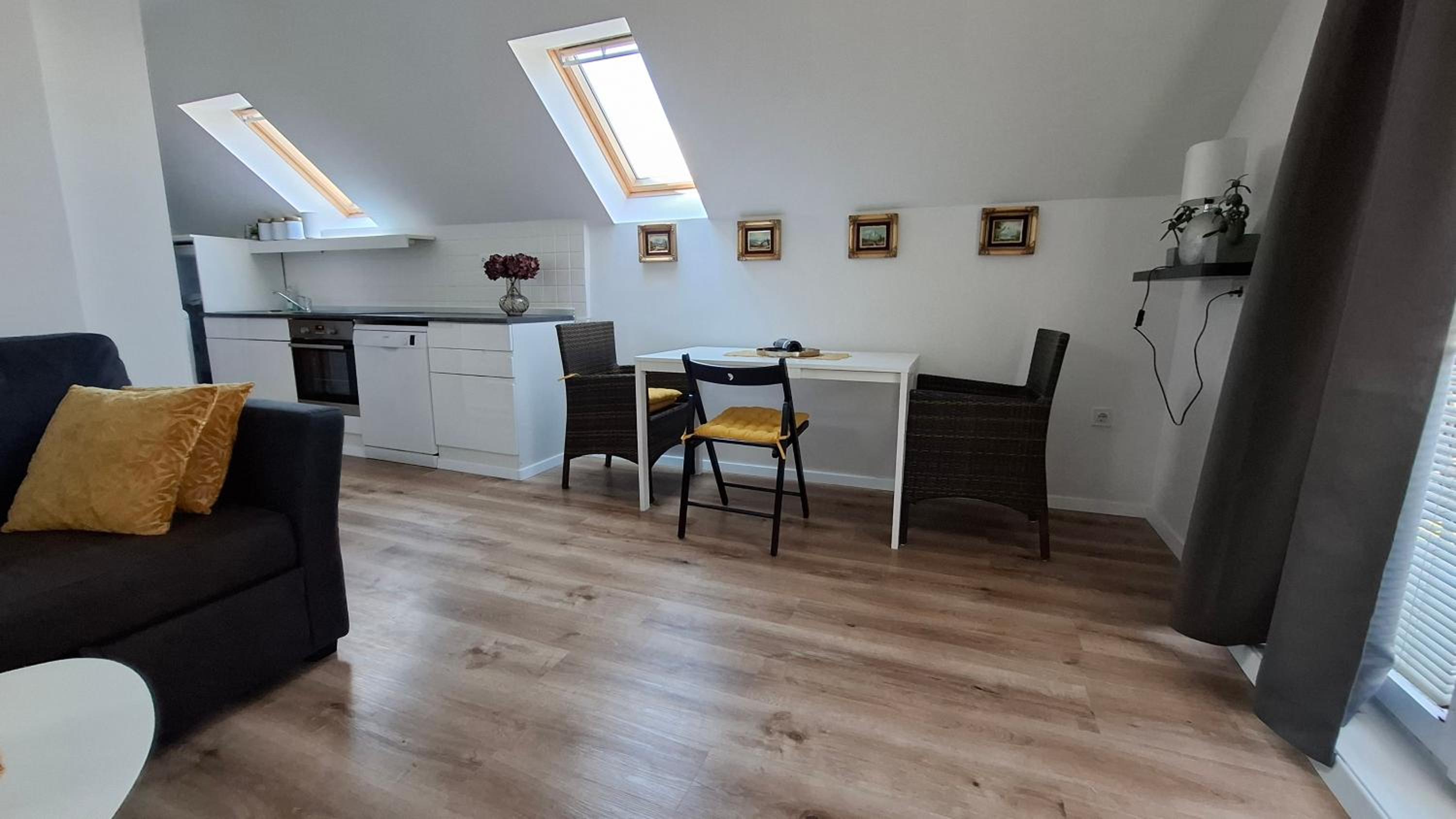 Apartma Harmonia with parking