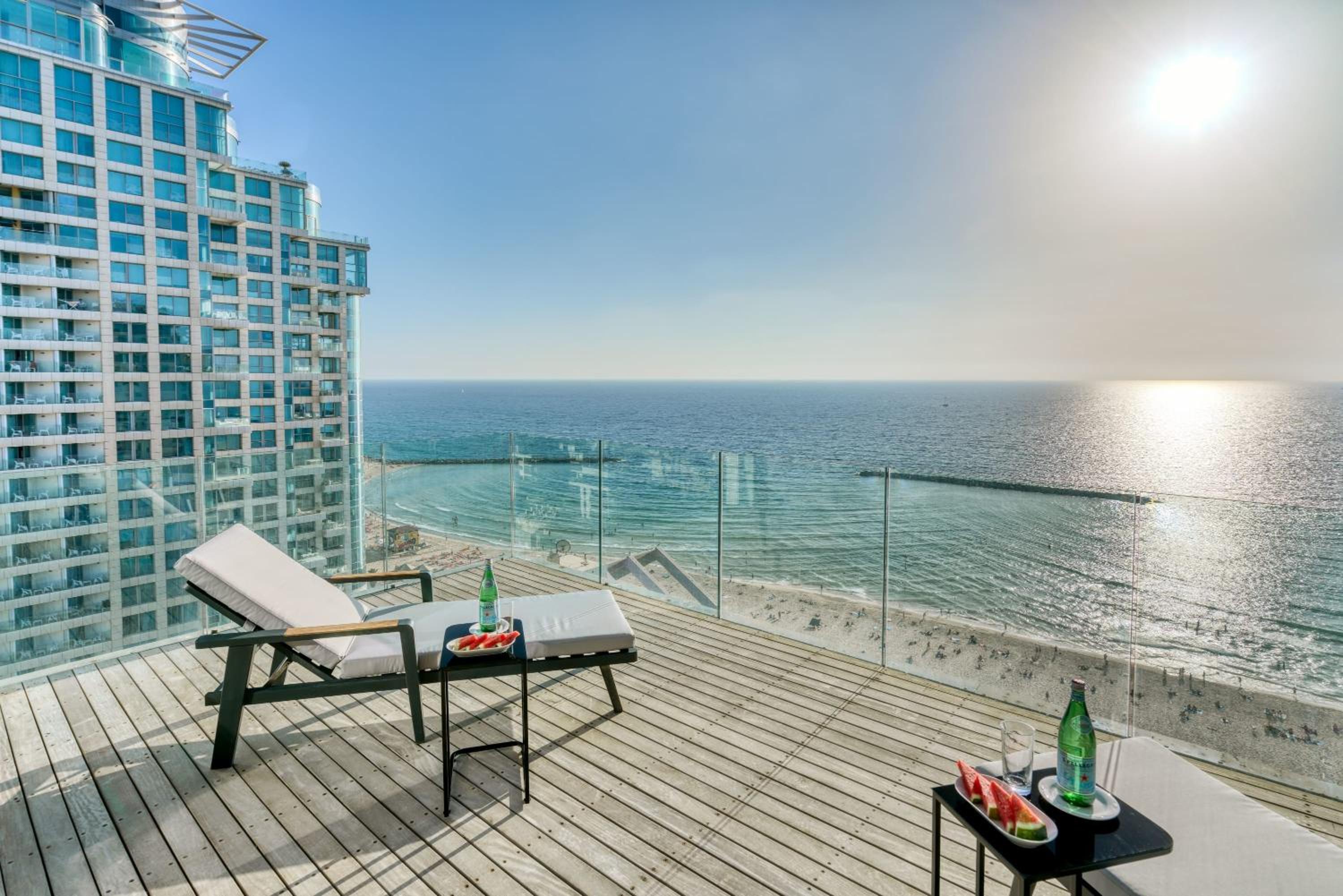 Luxury Beach 3BR by Airsuite view 2