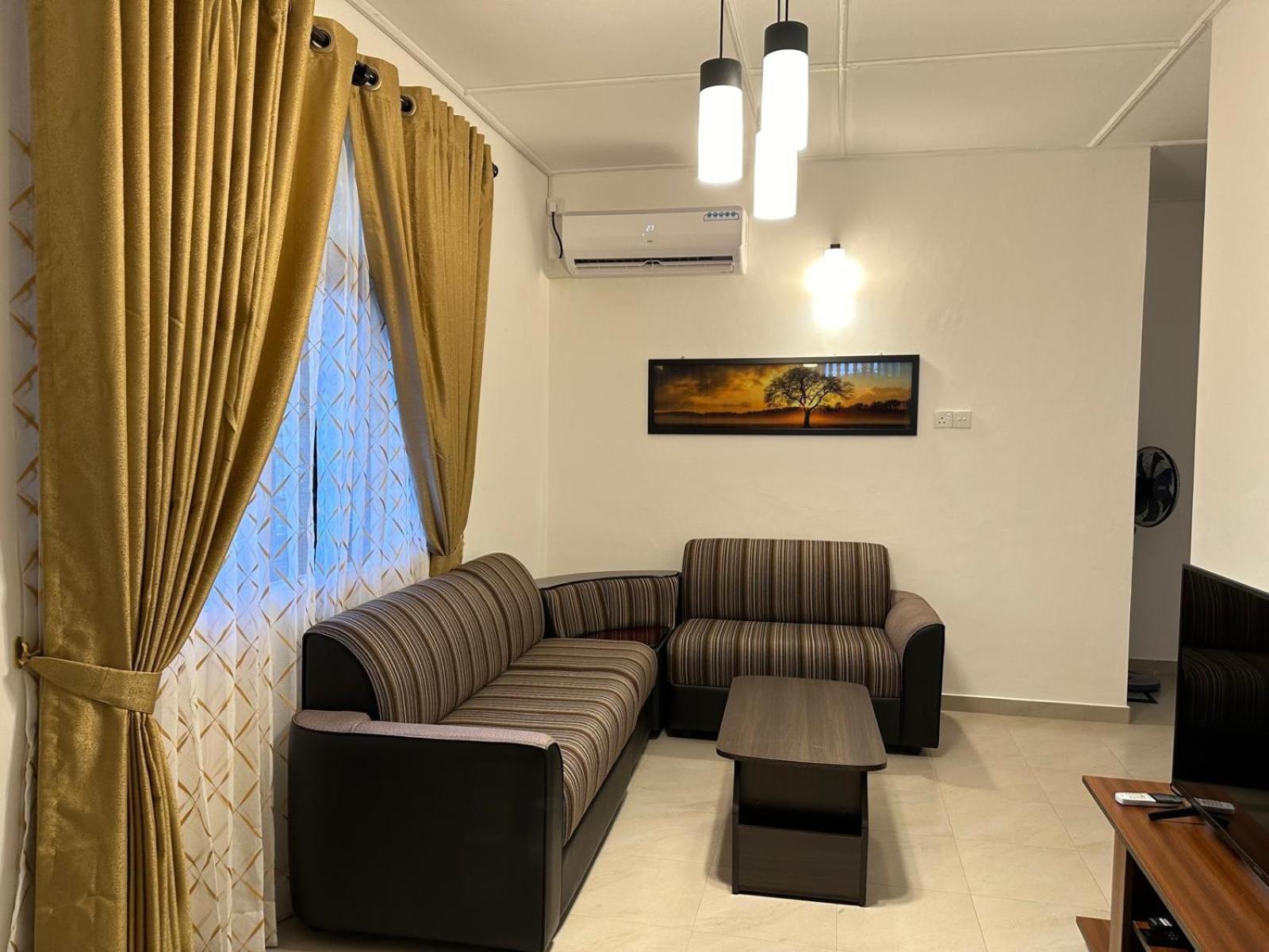 The Sea Breeze Upper Level