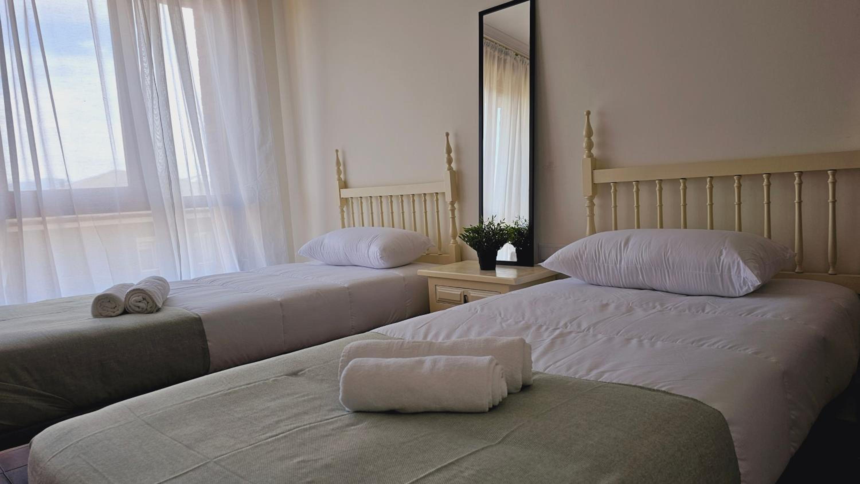 Oliva Rooms 3000